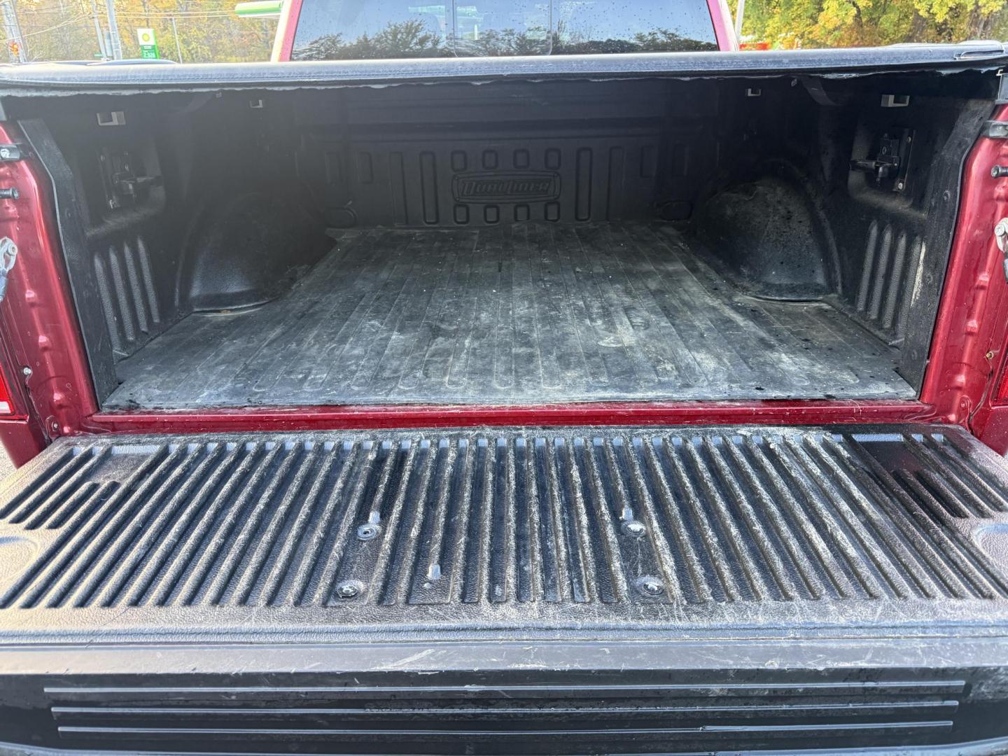 2019 Red /Gray Ford F-150 XLT SuperCrew 5.5-ft. Bed 4WD (1FTEW1E43KF) with an 3.5L V6 Twin Turbo engine, 10 Speed Automatic Transmission transmission, located at 11115 Chardon Rd. , Chardon, OH, 44024, (440) 214-9705, 41.580246, -81.241943 - Photo#9