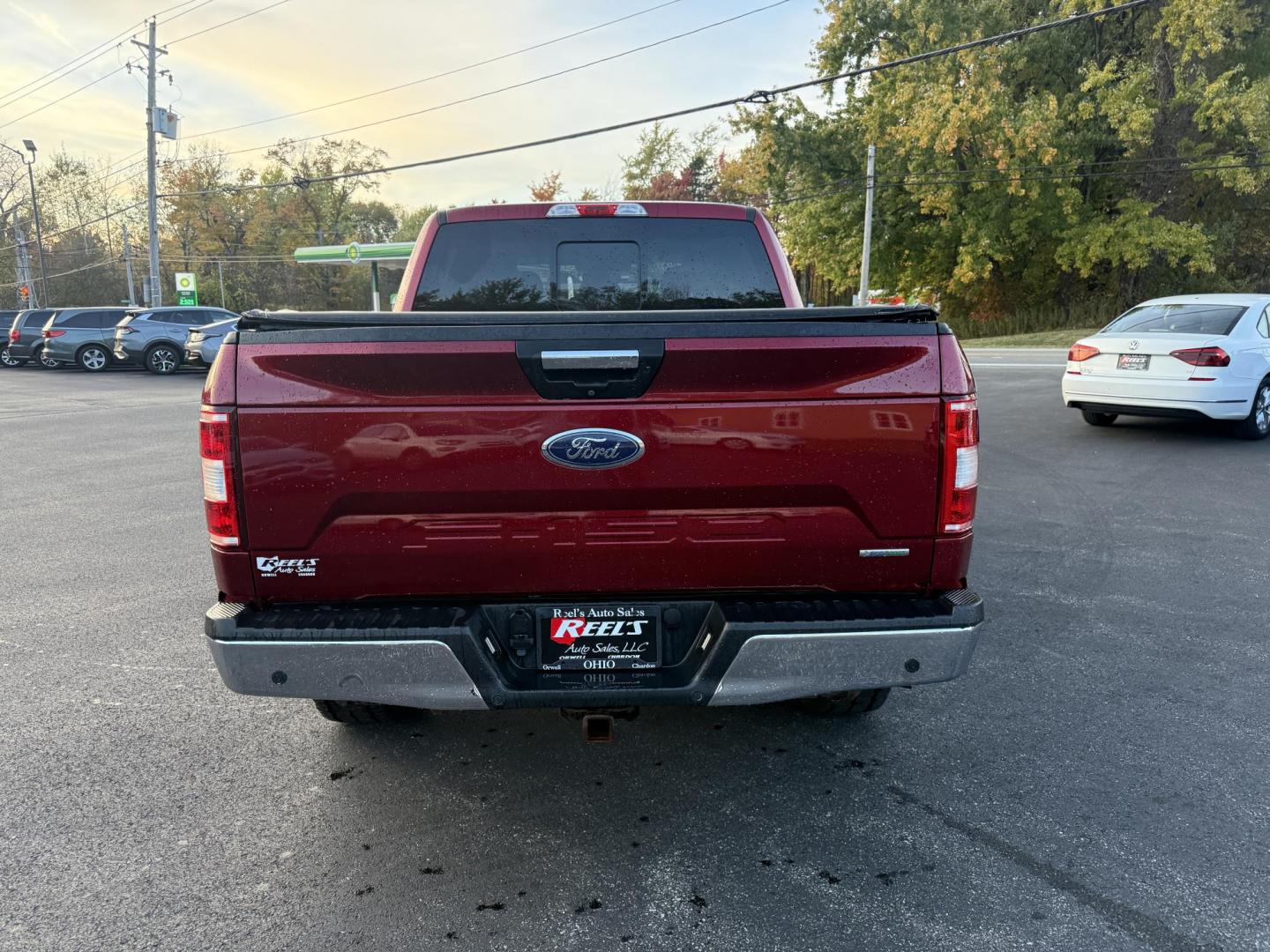 2019 Red /Gray Ford F-150 XLT SuperCrew 5.5-ft. Bed 4WD (1FTEW1E43KF) with an 3.5L V6 Twin Turbo engine, 10 Speed Automatic Transmission transmission, located at 11115 Chardon Rd. , Chardon, OH, 44024, (440) 214-9705, 41.580246, -81.241943 - Photo#8