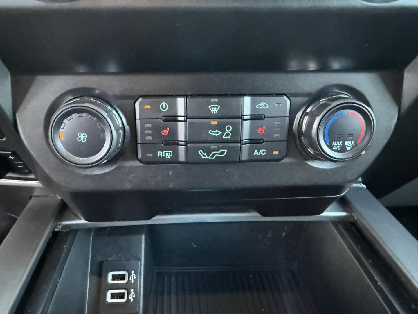 2019 Red /Gray Ford F-150 XLT SuperCrew 5.5-ft. Bed 4WD (1FTEW1E43KF) with an 3.5L V6 Twin Turbo engine, 10 Speed Automatic Transmission transmission, located at 11115 Chardon Rd. , Chardon, OH, 44024, (440) 214-9705, 41.580246, -81.241943 - Photo#38