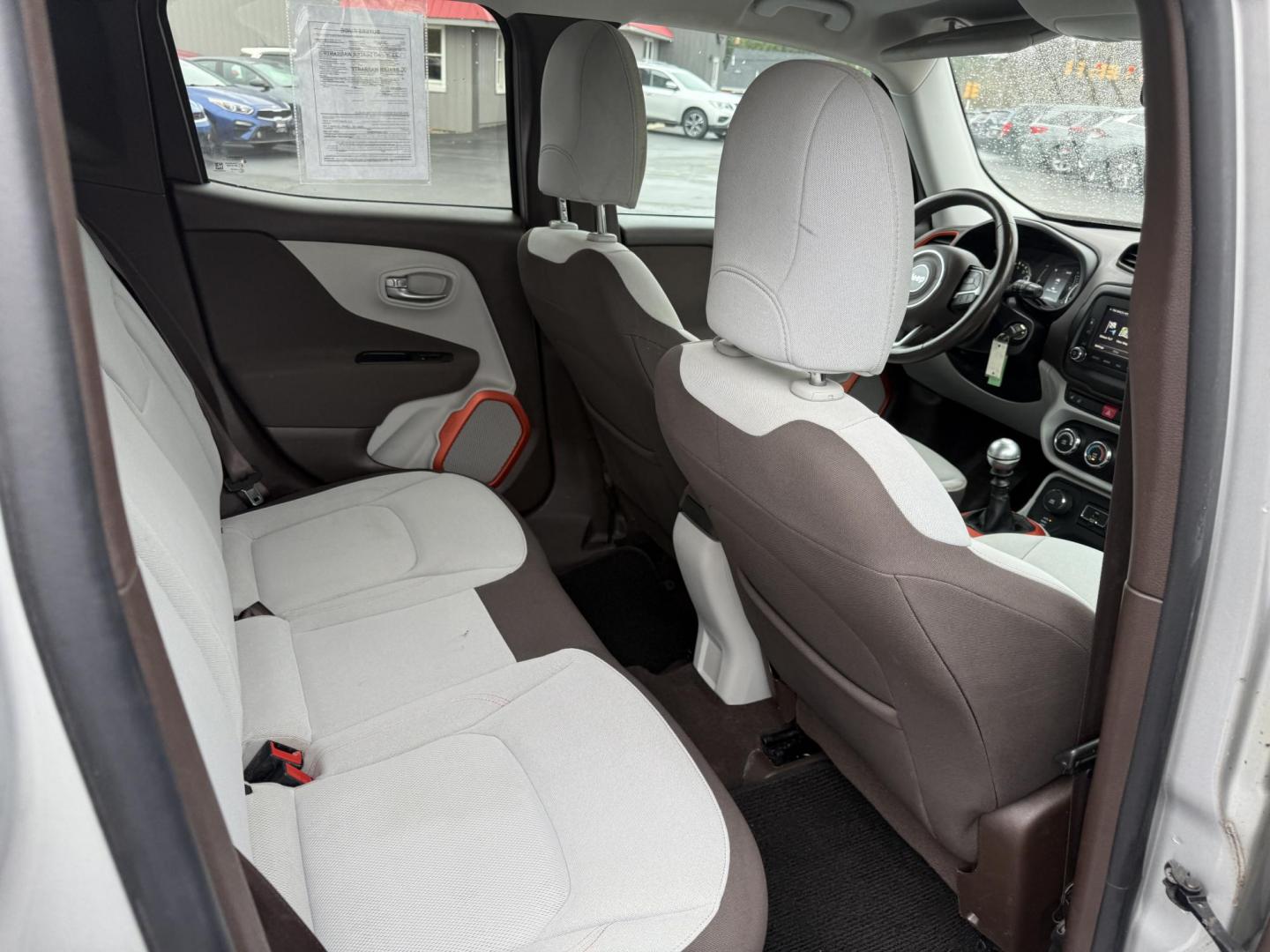 2015 Silver /Gray Jeep Renegade Latitude 4X4 (ZACCJBBH0FP) with an 1.4L I4 DOHC 16V TURBO engine, 6 Speed Manual transmission, located at 11115 Chardon Rd. , Chardon, OH, 44024, (440) 214-9705, 41.580246, -81.241943 - BRAND NEW CLUTH – 2015 Jeep Renegade Latitude 4WD – Adventure-Ready, Efficient, and Packed with Features Embrace every adventure with this 2015 Jeep Renegade Latitude 4WD. Powered by a spirited 1.4L MultiAir Turbo engine and paired with a 6-speed manual transmission, this Renegade offers an e - Photo#36