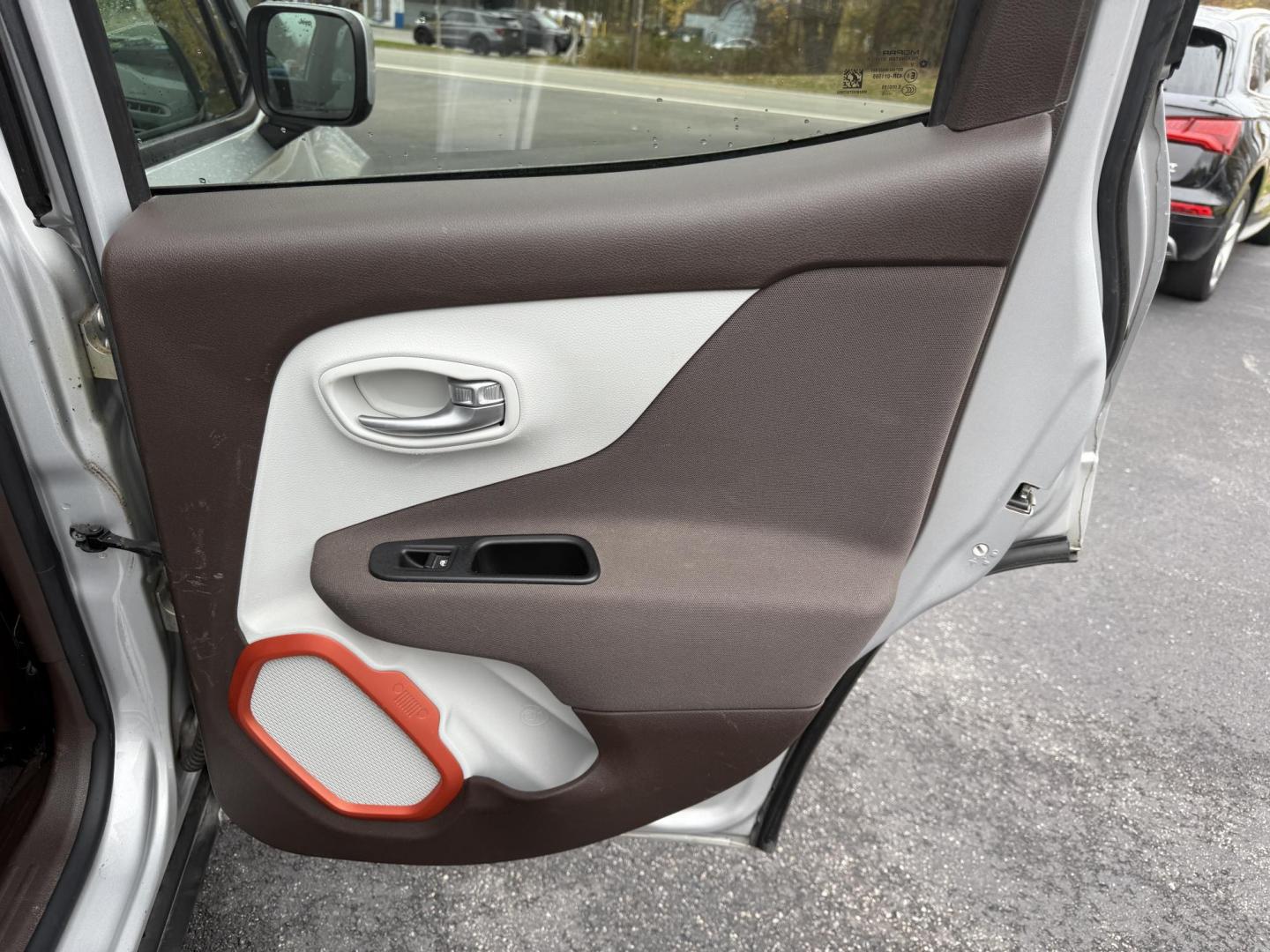 2015 Silver /Gray Jeep Renegade Latitude 4X4 (ZACCJBBH0FP) with an 1.4L I4 DOHC 16V TURBO engine, 6 Speed Manual transmission, located at 11115 Chardon Rd. , Chardon, OH, 44024, (440) 214-9705, 41.580246, -81.241943 - BRAND NEW CLUTH – 2015 Jeep Renegade Latitude 4WD – Adventure-Ready, Efficient, and Packed with Features Embrace every adventure with this 2015 Jeep Renegade Latitude 4WD. Powered by a spirited 1.4L MultiAir Turbo engine and paired with a 6-speed manual transmission, this Renegade offers an e - Photo#37