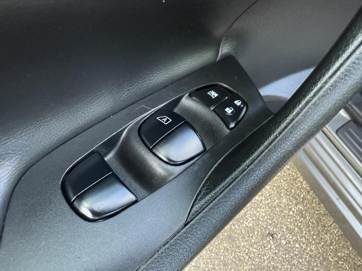 2015 Silver /Black Nissan Altima 2.5 S (1N4AL3AP1FC) with an 2.5L I4 DOHC 16V engine, Automatic transmission, located at 11115 Chardon Rd. , Chardon, OH, 44024, (440) 214-9705, 41.580246, -81.241943 - 2015 Nissan Altima 2.5 S – Low Mileage, Impressive Efficiency, and Everyday Comfort Enjoy outstanding reliability and remarkable efficiency with this 2015 Nissan Altima 2.5 S, boasting only 22,008 miles! Its fuel-sipping 2.5L I4 engine returns up to 37 MPG on the highway, making it the perfect - Photo#20