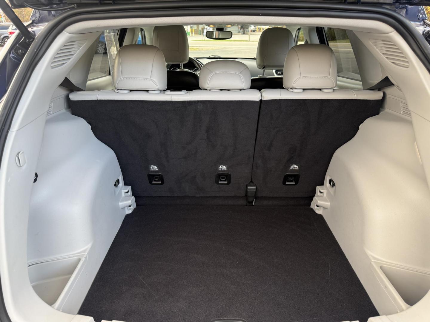 2019 Blue /White Jeep Compass Latitude 4WD (3C4NJDBB6KT) with an 2.4L I4 DOHC 16V engine, Automatic transmission, located at 11115 Chardon Rd. , Chardon, OH, 44024, (440) 214-9705, 41.580246, -81.241943 - 2019 Jeep Compass Latitude 4WD – Versatile, Comfortable, and Adventure-Ready Explore new roads with confidence in this 2019 Jeep Compass Latitude 4WD. Powered by a fuel-efficient 2.4L I4 MultiAir engine, you’ll enjoy up to 30 MPG highway while benefiting from Jeep’s legendary 4WD capability - Photo#41