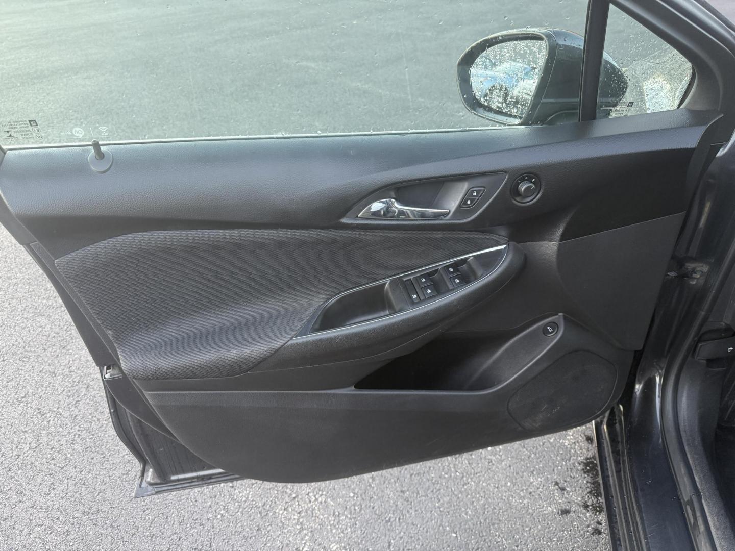 2017 Gray /Black Chevrolet Cruze LT Auto (1G1BE5SMXH7) with an 1.4L I4 DOHC 16V TURBO engine, Automatic transmission, located at 11115 Chardon Rd. , Chardon, OH, 44024, (440) 214-9705, 41.580246, -81.241943 - 2017 Chevrolet Cruze LT – Turbocharged Efficiency, Modern Comfort, and Smart Technology Experience a blend of spirited performance and fuel-saving efficiency in this 2017 Chevrolet Cruze LT. Its 1.4L EcoTec turbocharged engine and 6-speed automatic transmission deliver a fun drive and outstandi - Photo#16