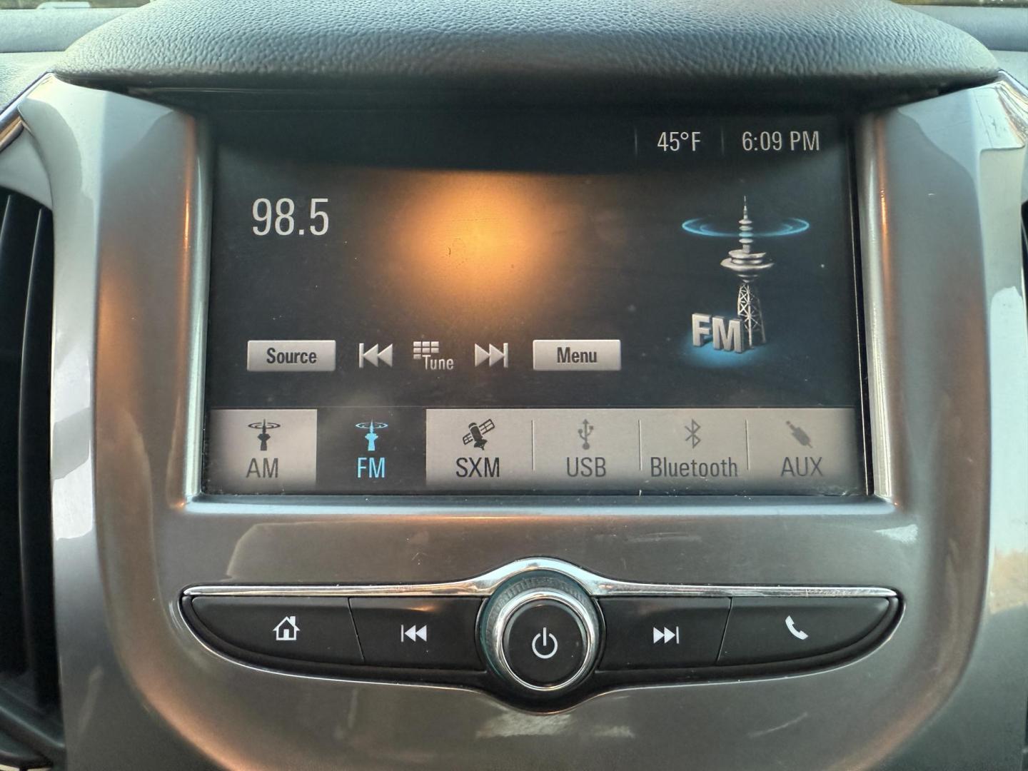 2017 Gray /Black Chevrolet Cruze LT Auto (1G1BE5SMXH7) with an 1.4L I4 DOHC 16V TURBO engine, Automatic transmission, located at 11115 Chardon Rd. , Chardon, OH, 44024, (440) 214-9705, 41.580246, -81.241943 - 2017 Chevrolet Cruze LT – Turbocharged Efficiency, Modern Comfort, and Smart Technology Experience a blend of spirited performance and fuel-saving efficiency in this 2017 Chevrolet Cruze LT. Its 1.4L EcoTec turbocharged engine and 6-speed automatic transmission deliver a fun drive and outstandi - Photo#29