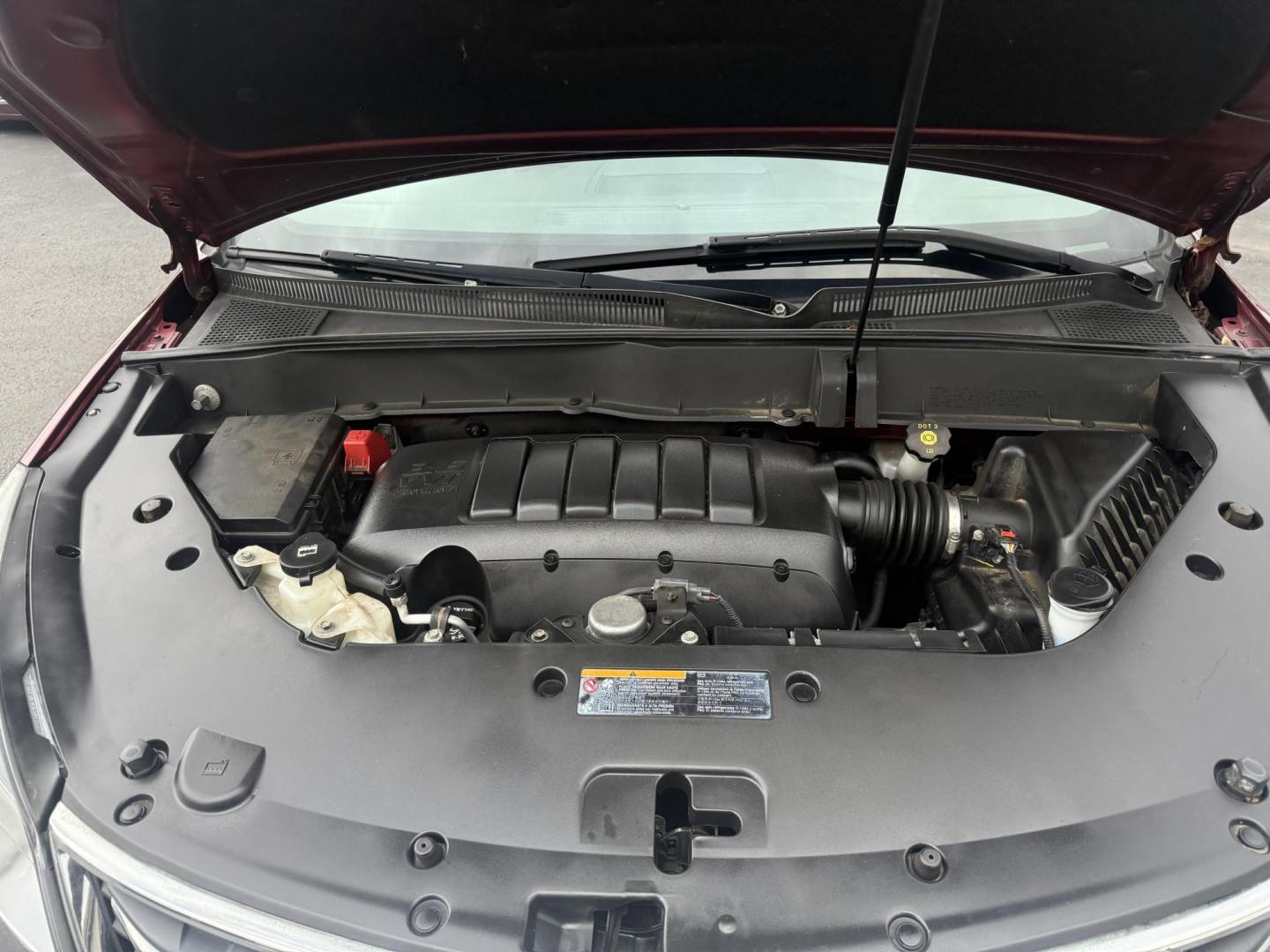 2017 Red /Brown Chevrolet Traverse 2LT AWD (1GNKVHKD3HJ) with an 3.6L V6 DOHC 24V engine, 6A transmission, located at 547 E. Main St., Orwell, OH, 44076, (440) 437-5893, 41.535435, -80.847855 - Photo#14