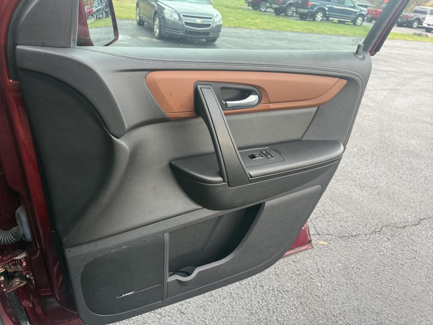 2017 Red /Brown Chevrolet Traverse 2LT AWD (1GNKVHKD3HJ) with an 3.6L V6 DOHC 24V engine, 6A transmission, located at 547 E. Main St., Orwell, OH, 44076, (440) 437-5893, 41.535435, -80.847855 - Photo#50