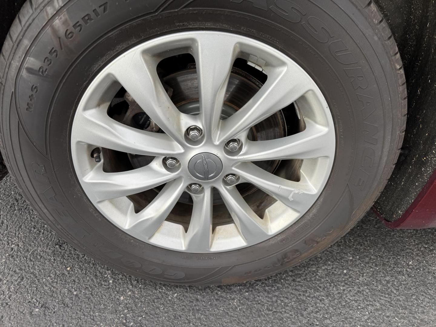 2018 Red /Black Chrysler Pacifica Touring-L Plus (2C4RC1EG7JR) with an 3.6L V6 DOHC 24V engine, Automatic transmission, located at 547 E. Main St., Orwell, OH, 44076, (440) 437-5893, 41.535435, -80.847855 - 2018 Chrysler Pacifica Touring L Plus – Ultimate Family Luxury, Technology, and Versatility Elevate every family adventure in this 2018 Chrysler Pacifica Touring L Plus. Powered by the reliable 3.6L Pentastar V6 engine and a smooth 9-speed automatic transmission, this Pacifica offers up to 28 M - Photo#6