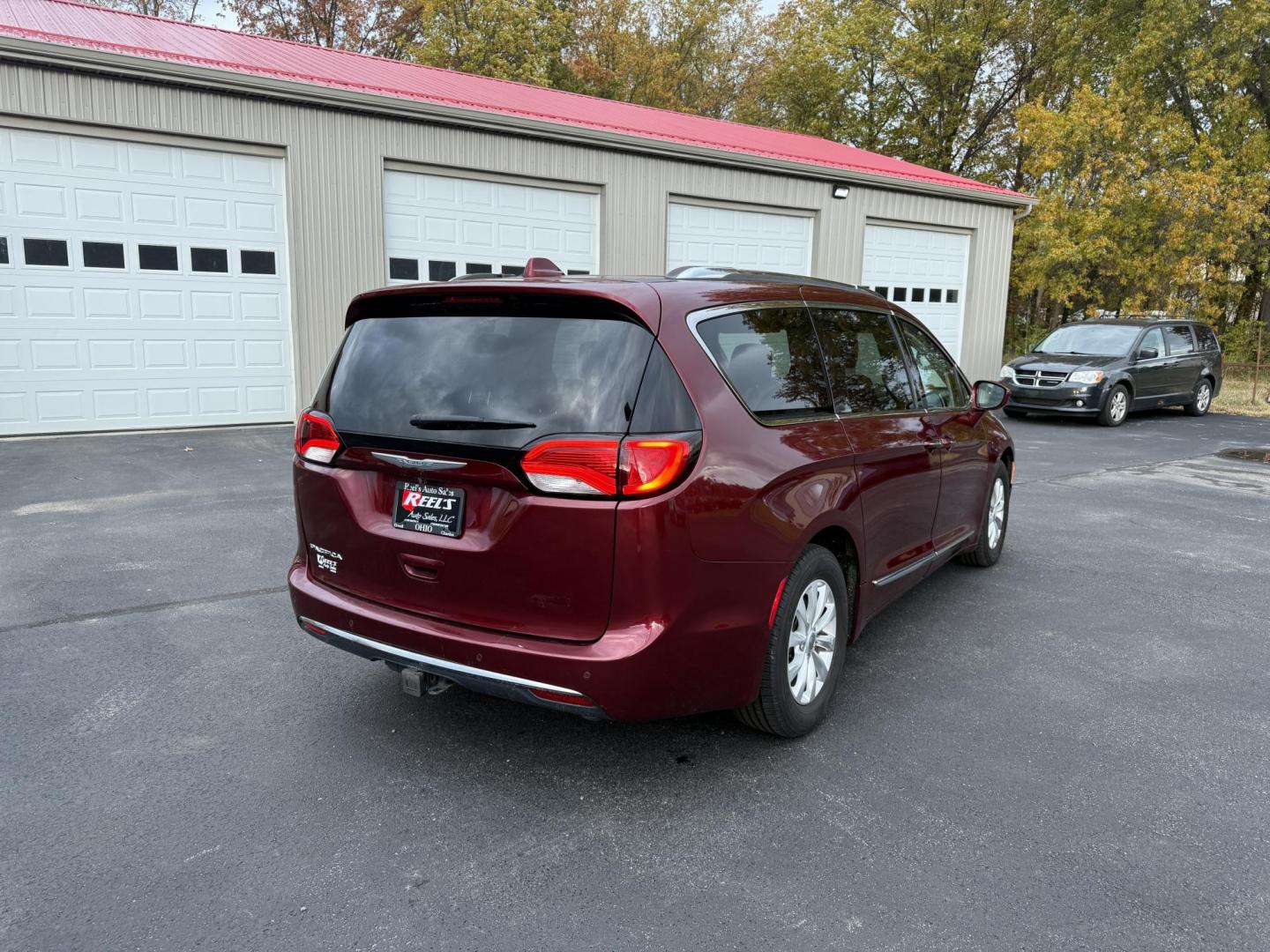 2018 Red /Black Chrysler Pacifica Touring-L Plus (2C4RC1EG7JR) with an 3.6L V6 DOHC 24V engine, Automatic transmission, located at 547 E. Main St., Orwell, OH, 44076, (440) 437-5893, 41.535435, -80.847855 - 2018 Chrysler Pacifica Touring L Plus – Ultimate Family Luxury, Technology, and Versatility Elevate every family adventure in this 2018 Chrysler Pacifica Touring L Plus. Powered by the reliable 3.6L Pentastar V6 engine and a smooth 9-speed automatic transmission, this Pacifica offers up to 28 M - Photo#8