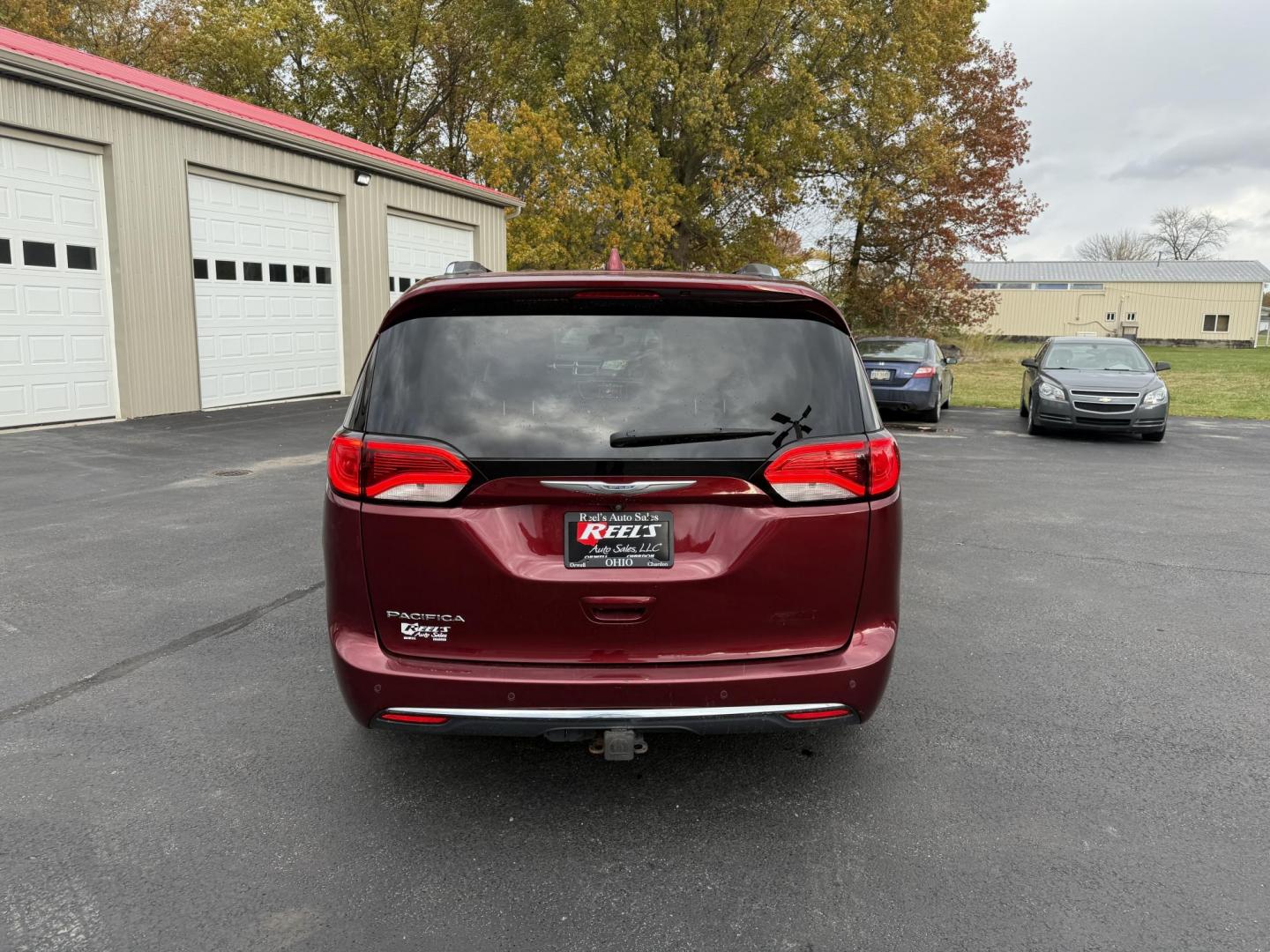 2018 Red /Black Chrysler Pacifica Touring-L Plus (2C4RC1EG7JR) with an 3.6L V6 DOHC 24V engine, Automatic transmission, located at 547 E. Main St., Orwell, OH, 44076, (440) 437-5893, 41.535435, -80.847855 - 2018 Chrysler Pacifica Touring L Plus – Ultimate Family Luxury, Technology, and Versatility Elevate every family adventure in this 2018 Chrysler Pacifica Touring L Plus. Powered by the reliable 3.6L Pentastar V6 engine and a smooth 9-speed automatic transmission, this Pacifica offers up to 28 M - Photo#9