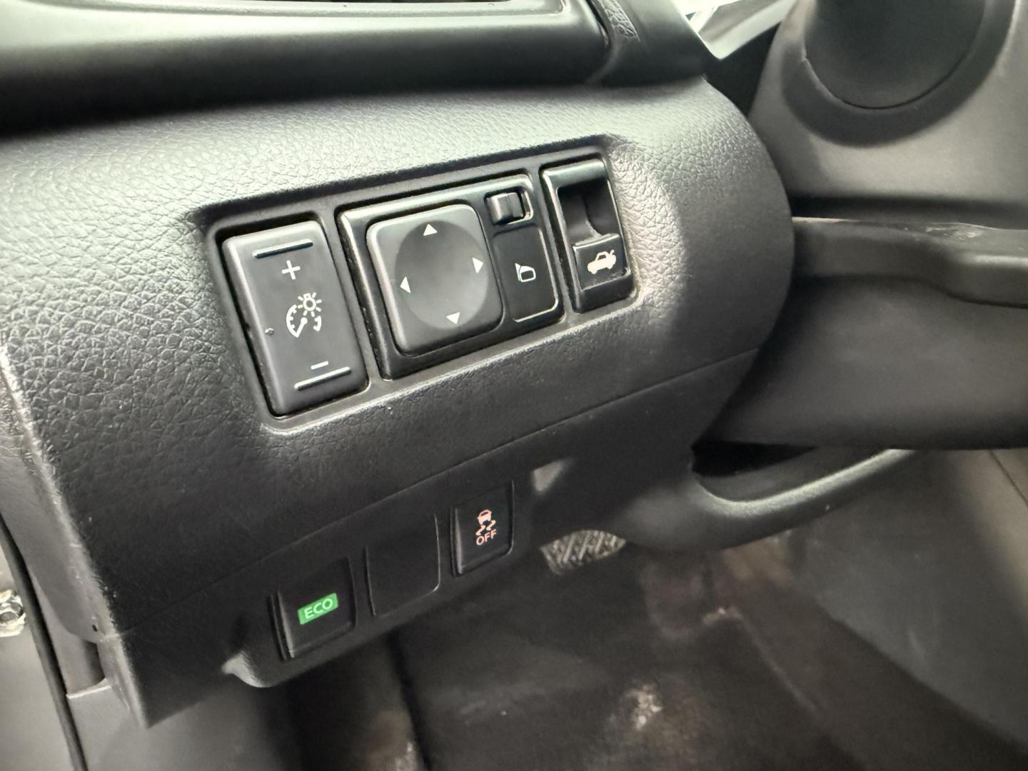 2019 Gray /Black Nissan Sentra S CVT (3N1AB7APXKY) with an 1.8L I4 SFI DOHC 16V engine, Automatic transmission, located at 547 E. Main St., Orwell, OH, 44076, (440) 437-5893, 41.535435, -80.847855 - ONE OWNER – 2019 Nissan Sentra S – Exceptional Efficiency, Modern Tech, and Everyday Confidence Drive smart and save with this 2019 Nissan Sentra S, offering an efficient 1.8L I4 engine that delivers 32 MPG combined and up to 37 MPG highway. With ECO mode, you’ll maximize every mile—perfe - Photo#20