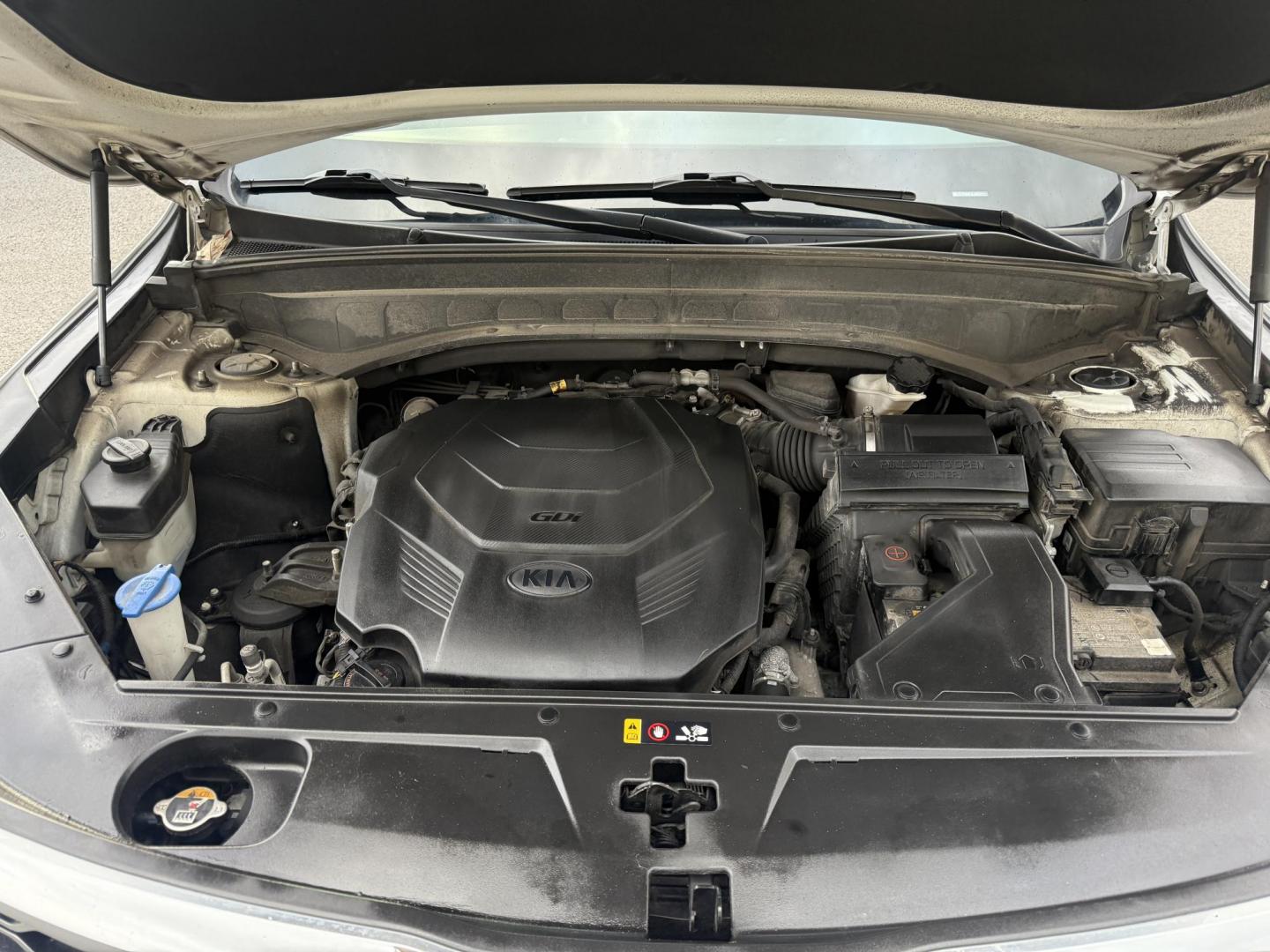 2020 White /Black Kia Telluride S AWD (5XYP6DHC4LG) with an 3.8L V6 DOHC 24V engine, Automatic transmission, located at 547 E. Main St., Orwell, OH, 44076, (440) 437-5893, 41.535435, -80.847855 - 2020 Kia Telluride S AWD – Luxury, Safety, and Power in a Stylish SUV Experience the perfect combination of upscale comfort, advanced safety, and rugged capability in this 2020 Kia Telluride S AWD. Powered by a smooth 3.8L GDI V6 engine and an 8-speed automatic transmission, this SUV delivers c - Photo#14