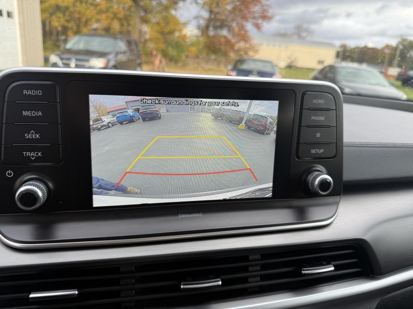 2020 White /Black Kia Telluride S AWD (5XYP6DHC4LG) with an 3.8L V6 DOHC 24V engine, Automatic transmission, located at 547 E. Main St., Orwell, OH, 44076, (440) 437-5893, 41.535435, -80.847855 - 2020 Kia Telluride S AWD – Luxury, Safety, and Power in a Stylish SUV Experience the perfect combination of upscale comfort, advanced safety, and rugged capability in this 2020 Kia Telluride S AWD. Powered by a smooth 3.8L GDI V6 engine and an 8-speed automatic transmission, this SUV delivers c - Photo#27