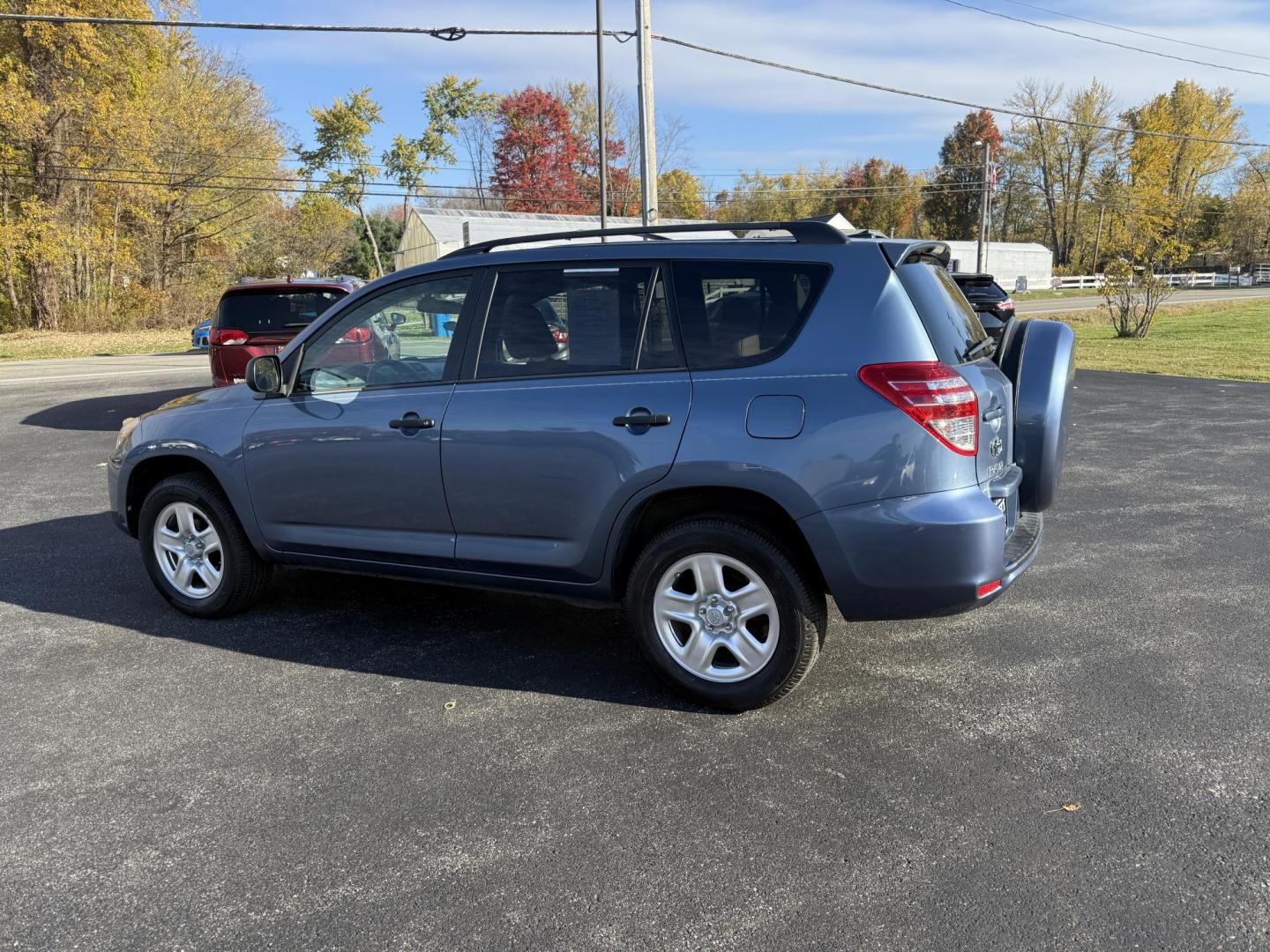 2012 Blue /Tan Toyota RAV4 Base I4 4WD (2T3BF4DV7CW) with an 2.5L I4 DOHC 16V engine, 4-Speed Automatic transmission, located at 11115 Chardon Rd. , Chardon, OH, 44024, (440) 214-9705, 41.580246, -81.241943 - Fresh Trade-In Alert: 2012 Toyota RAV4 Base 4WD – Reliable, Efficient, and Ready for Adventure Discover dependable performance with this 2012 Toyota RAV4 Base 4WD. Powered by a proven 2.5L I4 engine and a smooth 4-speed automatic transmission, this SUV offers an impressive 27 MPG highway, makin - Photo#10