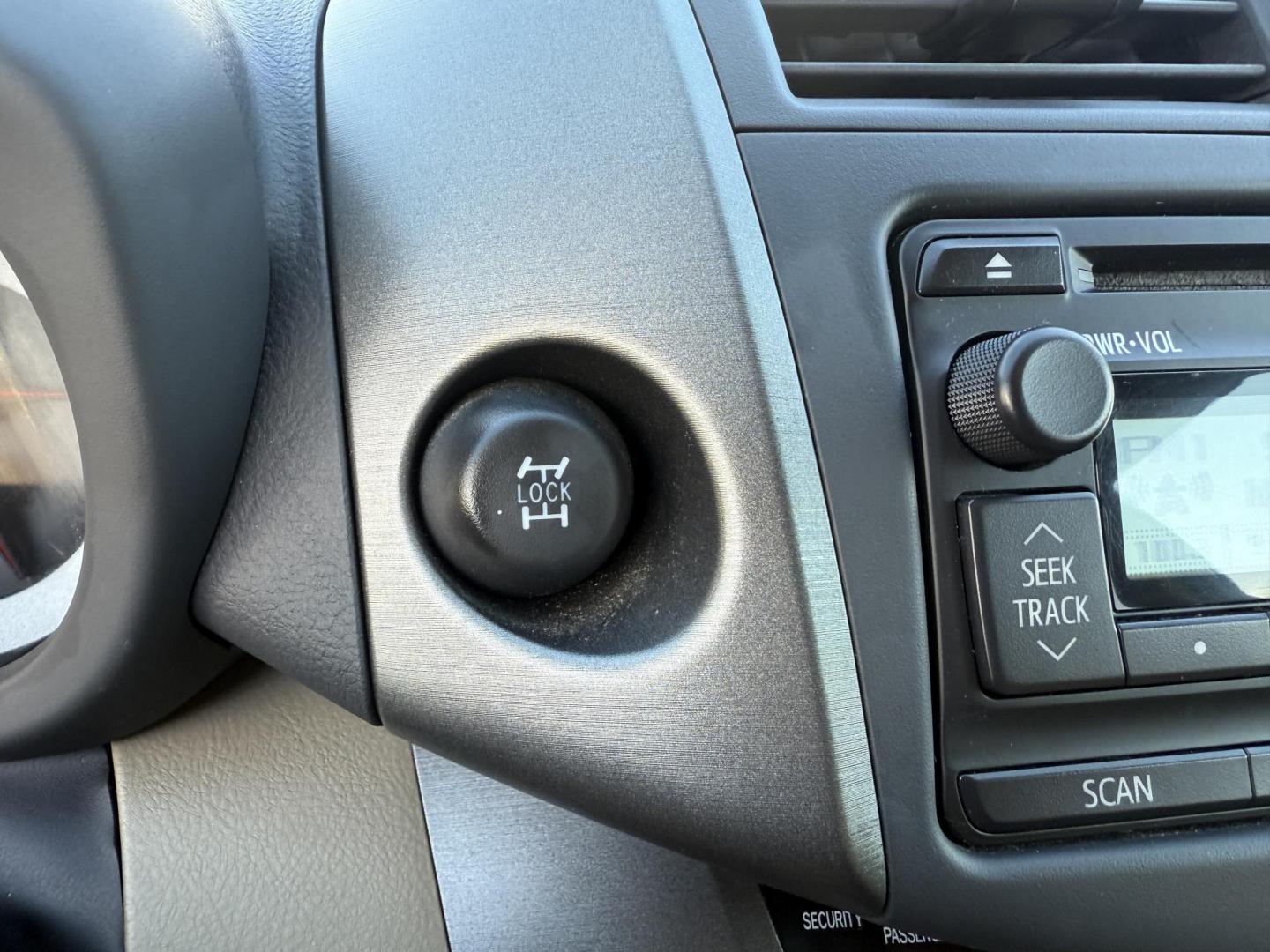 2012 Blue /Tan Toyota RAV4 Base I4 4WD (2T3BF4DV7CW) with an 2.5L I4 DOHC 16V engine, 4-Speed Automatic transmission, located at 11115 Chardon Rd. , Chardon, OH, 44024, (440) 214-9705, 41.580246, -81.241943 - Fresh Trade-In Alert: 2012 Toyota RAV4 Base 4WD – Reliable, Efficient, and Ready for Adventure Discover dependable performance with this 2012 Toyota RAV4 Base 4WD. Powered by a proven 2.5L I4 engine and a smooth 4-speed automatic transmission, this SUV offers an impressive 27 MPG highway, makin - Photo#25