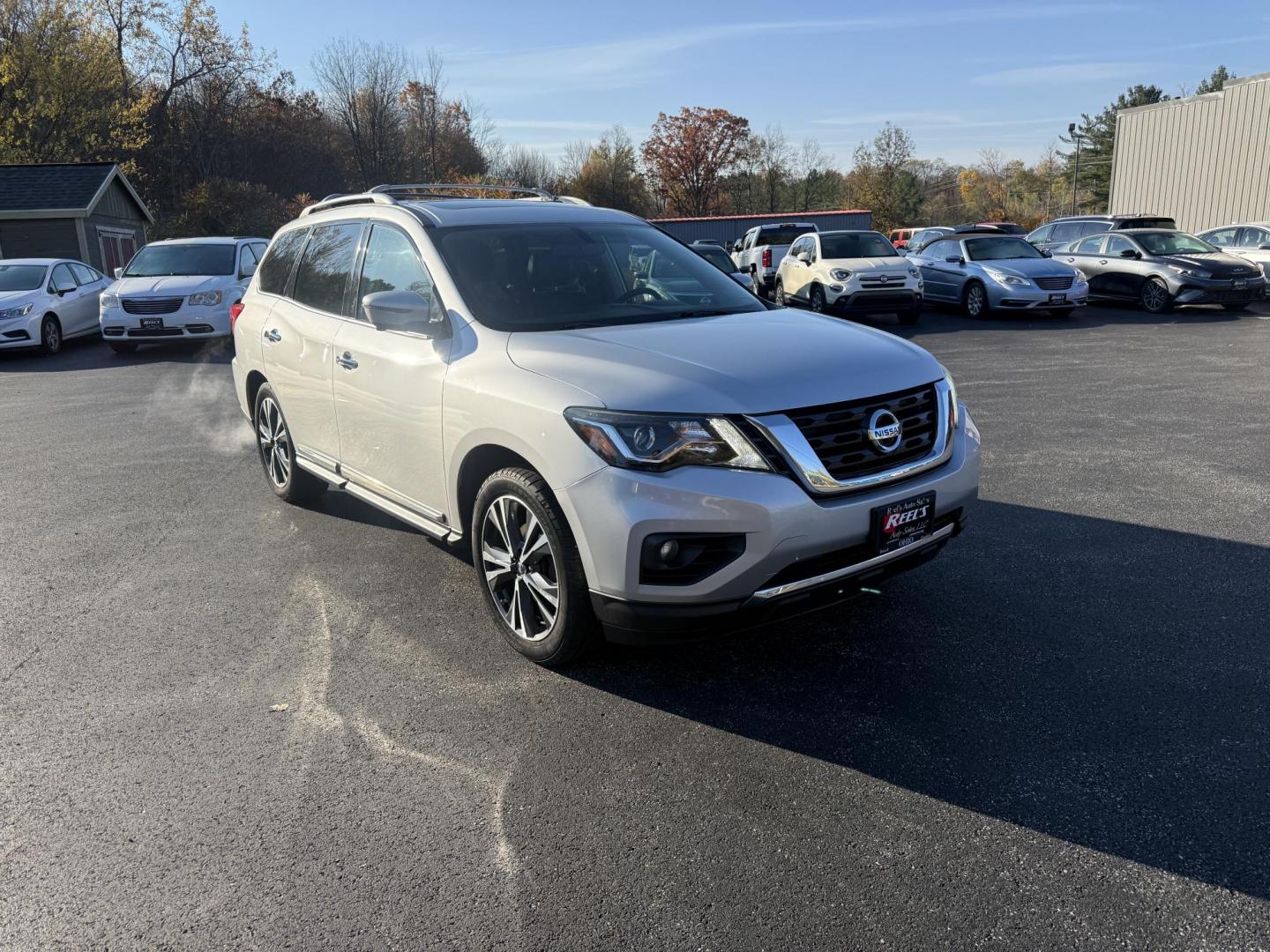 2018 Silver /Black Nissan Pathfinder Platinum 4WD (5N1DR2MM5JC) with an 3.5L V6 DOHC 24V engine, Automatic transmission, located at 547 E. Main St., Orwell, OH, 44076, (440) 437-5893, 41.535435, -80.847855 - 2018 Nissan Pathfinder Platinum 4WD – Luxurious, Capable, and Fully Loaded for Every Adventure Discover the perfect blend of comfort, technology, and power with this 2018 Nissan Pathfinder Platinum 4WD. Equipped with a robust 3.5L V6 engine and a 6,000-pound towing capacity, this SUV is ready t - Photo#2