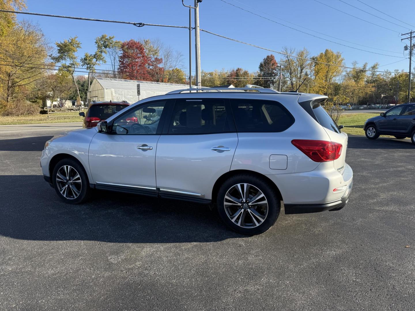 2018 Silver /Black Nissan Pathfinder Platinum 4WD (5N1DR2MM5JC) with an 3.5L V6 DOHC 24V engine, Automatic transmission, located at 547 E. Main St., Orwell, OH, 44076, (440) 437-5893, 41.535435, -80.847855 - 2018 Nissan Pathfinder Platinum 4WD – Luxurious, Capable, and Fully Loaded for Every Adventure Discover the perfect blend of comfort, technology, and power with this 2018 Nissan Pathfinder Platinum 4WD. Equipped with a robust 3.5L V6 engine and a 6,000-pound towing capacity, this SUV is ready t - Photo#11