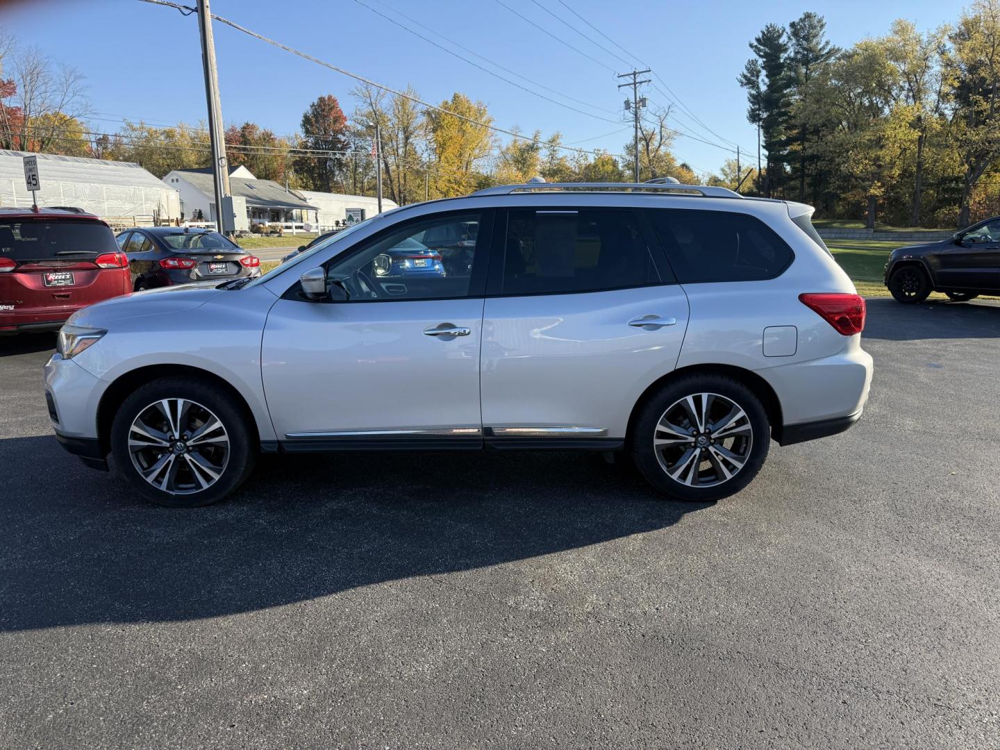 2018 Silver /Black Nissan Pathfinder Platinum 4WD (5N1DR2MM5JC) with an 3.5L V6 DOHC 24V engine, Automatic transmission, located at 547 E. Main St., Orwell, OH, 44076, (440) 437-5893, 41.535435, -80.847855 - 2018 Nissan Pathfinder Platinum 4WD – Luxurious, Capable, and Fully Loaded for Every Adventure Discover the perfect blend of comfort, technology, and power with this 2018 Nissan Pathfinder Platinum 4WD. Equipped with a robust 3.5L V6 engine and a 6,000-pound towing capacity, this SUV is ready t - Photo#13