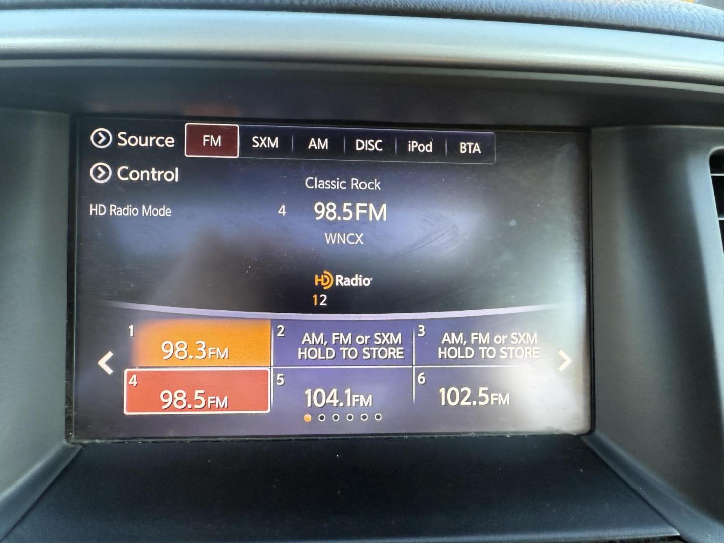 2018 Silver /Black Nissan Pathfinder Platinum 4WD (5N1DR2MM5JC) with an 3.5L V6 DOHC 24V engine, Automatic transmission, located at 547 E. Main St., Orwell, OH, 44076, (440) 437-5893, 41.535435, -80.847855 - 2018 Nissan Pathfinder Platinum 4WD – Luxurious, Capable, and Fully Loaded for Every Adventure Discover the perfect blend of comfort, technology, and power with this 2018 Nissan Pathfinder Platinum 4WD. Equipped with a robust 3.5L V6 engine and a 6,000-pound towing capacity, this SUV is ready t - Photo#31