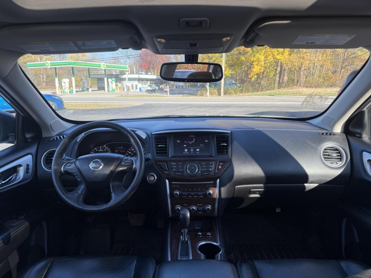 2018 Silver /Black Nissan Pathfinder Platinum 4WD (5N1DR2MM5JC) with an 3.5L V6 DOHC 24V engine, Automatic transmission, located at 547 E. Main St., Orwell, OH, 44076, (440) 437-5893, 41.535435, -80.847855 - 2018 Nissan Pathfinder Platinum 4WD – Luxurious, Capable, and Fully Loaded for Every Adventure Discover the perfect blend of comfort, technology, and power with this 2018 Nissan Pathfinder Platinum 4WD. Equipped with a robust 3.5L V6 engine and a 6,000-pound towing capacity, this SUV is ready t - Photo#43
