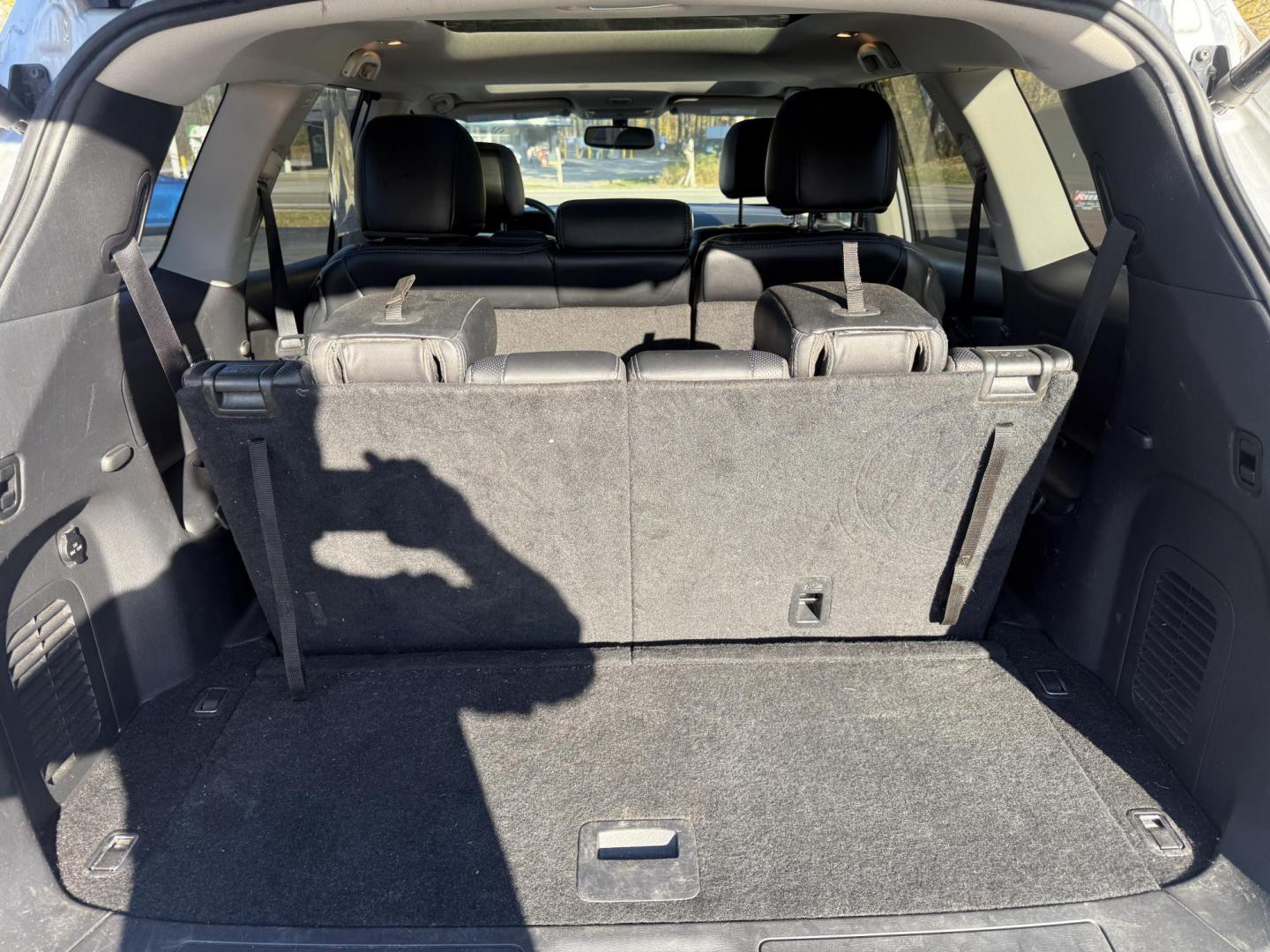 2018 Silver /Black Nissan Pathfinder Platinum 4WD (5N1DR2MM5JC) with an 3.5L V6 DOHC 24V engine, Automatic transmission, located at 547 E. Main St., Orwell, OH, 44076, (440) 437-5893, 41.535435, -80.847855 - 2018 Nissan Pathfinder Platinum 4WD – Luxurious, Capable, and Fully Loaded for Every Adventure Discover the perfect blend of comfort, technology, and power with this 2018 Nissan Pathfinder Platinum 4WD. Equipped with a robust 3.5L V6 engine and a 6,000-pound towing capacity, this SUV is ready t - Photo#46