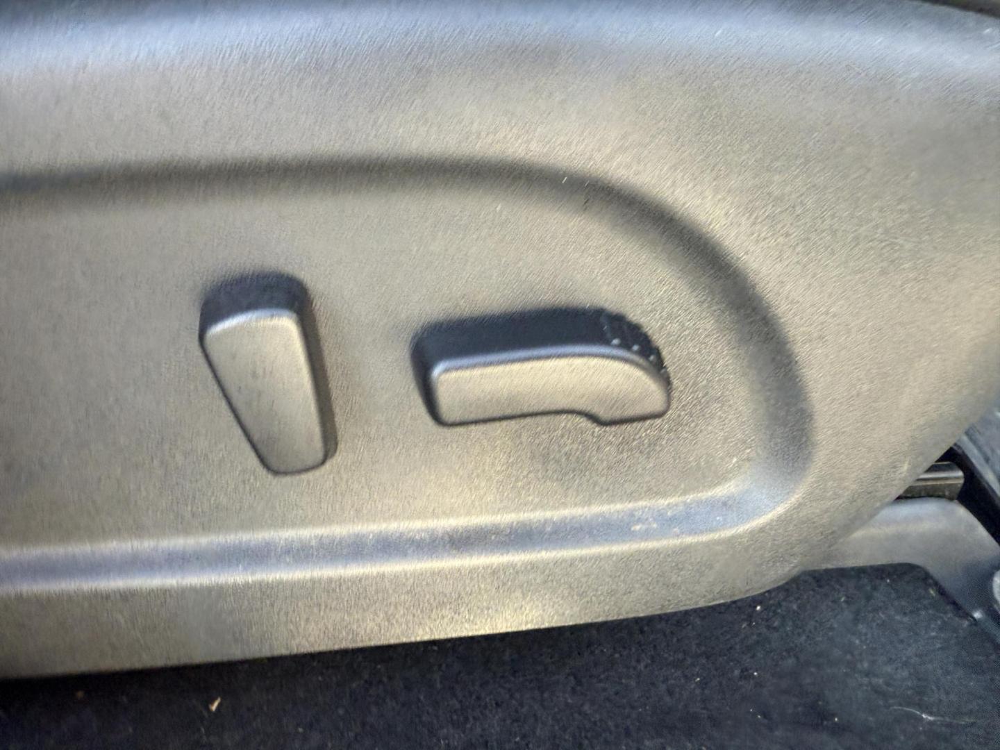 2018 Silver /Black Nissan Pathfinder Platinum 4WD (5N1DR2MM5JC) with an 3.5L V6 DOHC 24V engine, Automatic transmission, located at 547 E. Main St., Orwell, OH, 44076, (440) 437-5893, 41.535435, -80.847855 - 2018 Nissan Pathfinder Platinum 4WD – Luxurious, Capable, and Fully Loaded for Every Adventure Discover the perfect blend of comfort, technology, and power with this 2018 Nissan Pathfinder Platinum 4WD. Equipped with a robust 3.5L V6 engine and a 6,000-pound towing capacity, this SUV is ready t - Photo#51