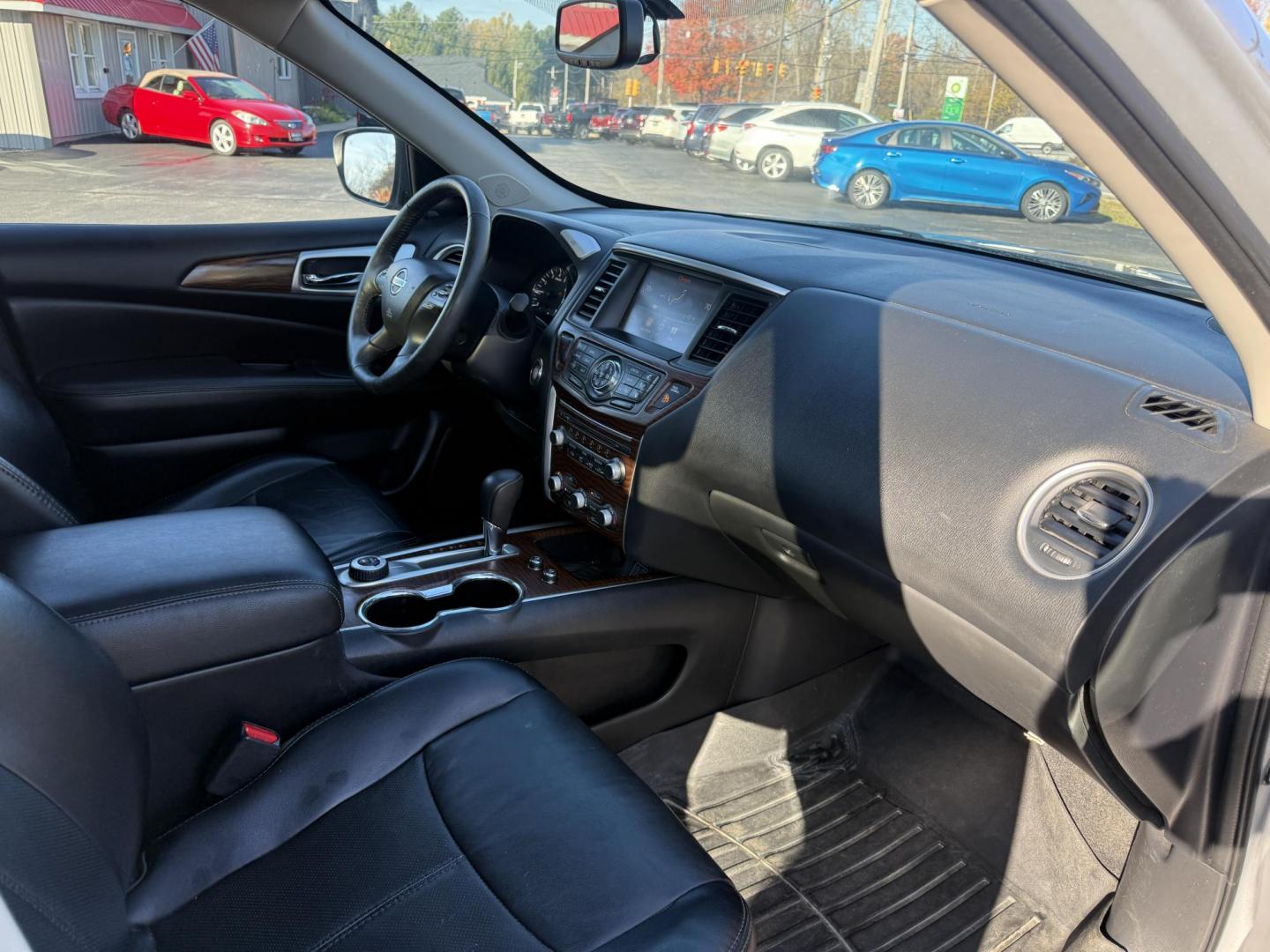 2018 Silver /Black Nissan Pathfinder Platinum 4WD (5N1DR2MM5JC) with an 3.5L V6 DOHC 24V engine, Automatic transmission, located at 547 E. Main St., Orwell, OH, 44076, (440) 437-5893, 41.535435, -80.847855 - 2018 Nissan Pathfinder Platinum 4WD – Luxurious, Capable, and Fully Loaded for Every Adventure Discover the perfect blend of comfort, technology, and power with this 2018 Nissan Pathfinder Platinum 4WD. Equipped with a robust 3.5L V6 engine and a 6,000-pound towing capacity, this SUV is ready t - Photo#50