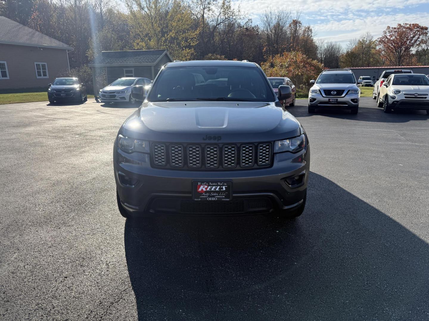 2017 Gray /Black Jeep Grand Cherokee Altitude 4WD (1C4RJFAG3HC) with an 3.6L V6 DOHC 24V engine, Automatic transmission, located at 11115 Chardon Rd. , Chardon, OH, 44024, (440) 214-9705, 41.580246, -81.241943 - ONE OWNER 2017 – Jeep Grand Cherokee Altitude 4WD – Stylish, Capable, and Loaded with Features Experience the perfect blend of rugged capability and refined comfort with this 2017 Jeep Grand Cherokee Altitude 4WD. Powered by a proven 3.6L Pentastar V6 engine paired with an 8-speed automatic t - Photo#1