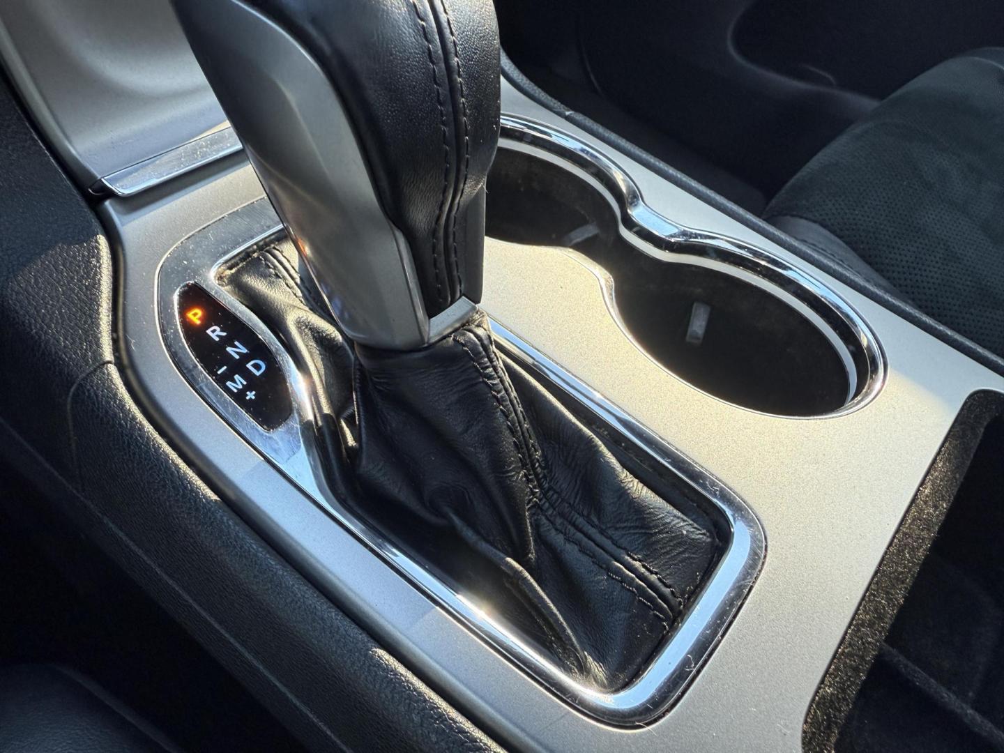 2017 Gray /Black Jeep Grand Cherokee Altitude 4WD (1C4RJFAG3HC) with an 3.6L V6 DOHC 24V engine, Automatic transmission, located at 11115 Chardon Rd. , Chardon, OH, 44024, (440) 214-9705, 41.580246, -81.241943 - ONE OWNER 2017 – Jeep Grand Cherokee Altitude 4WD – Stylish, Capable, and Loaded with Features Experience the perfect blend of rugged capability and refined comfort with this 2017 Jeep Grand Cherokee Altitude 4WD. Powered by a proven 3.6L Pentastar V6 engine paired with an 8-speed automatic t - Photo#35