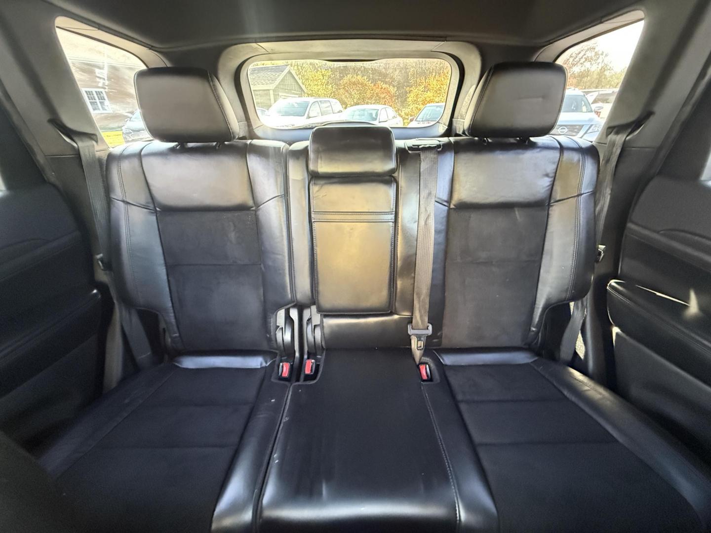 2017 Gray /Black Jeep Grand Cherokee Altitude 4WD (1C4RJFAG3HC) with an 3.6L V6 DOHC 24V engine, Automatic transmission, located at 11115 Chardon Rd. , Chardon, OH, 44024, (440) 214-9705, 41.580246, -81.241943 - ONE OWNER 2017 – Jeep Grand Cherokee Altitude 4WD – Stylish, Capable, and Loaded with Features Experience the perfect blend of rugged capability and refined comfort with this 2017 Jeep Grand Cherokee Altitude 4WD. Powered by a proven 3.6L Pentastar V6 engine paired with an 8-speed automatic t - Photo#36