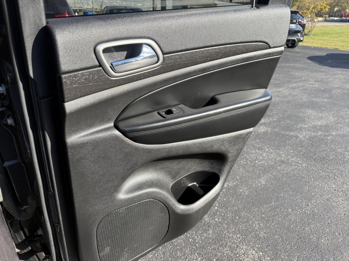 2017 Gray /Black Jeep Grand Cherokee Altitude 4WD (1C4RJFAG3HC) with an 3.6L V6 DOHC 24V engine, Automatic transmission, located at 11115 Chardon Rd. , Chardon, OH, 44024, (440) 214-9705, 41.580246, -81.241943 - ONE OWNER 2017 – Jeep Grand Cherokee Altitude 4WD – Stylish, Capable, and Loaded with Features Experience the perfect blend of rugged capability and refined comfort with this 2017 Jeep Grand Cherokee Altitude 4WD. Powered by a proven 3.6L Pentastar V6 engine paired with an 8-speed automatic t - Photo#48