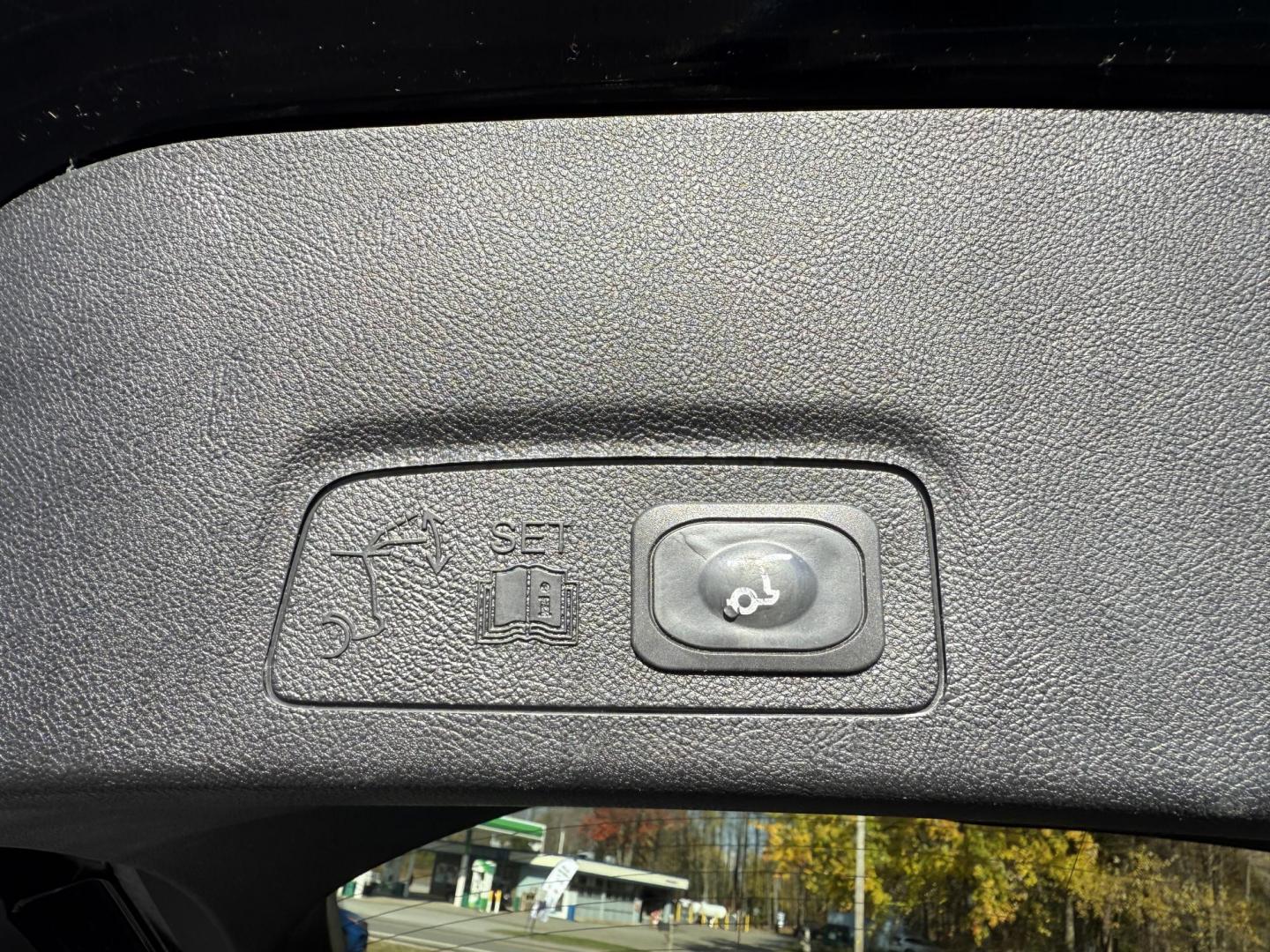 2019 Black /Black Lincoln MKC Premiere AWD (5LMCJ1D92KU) with an 2.0L I4 DOHC 16V Turbo engine, Automatic transmission, located at 547 E. Main St., Orwell, OH, 44076, (440) 437-5893, 41.535435, -80.847855 - 2019 Lincoln MKC Premier AWD – Luxury, Innovation, and Confidence in a Compact SUV Elevate your driving experience with this 2019 Lincoln MKC Premier AWD. Powered by a responsive 2.0L EcoBoost turbocharged I4 engine and paired with a 6-speed automatic transmission, this luxury SUV delivers impr - Photo#42