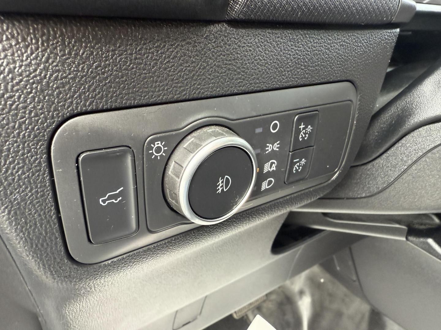 2022 Blue /Black Ford Bronco Sport Badlands (3FMCR9D96NR) with an 2.0L I4 DOHC 16V Turbo engine, Automatic transmission, located at 11115 Chardon Rd. , Chardon, OH, 44024, (440) 214-9705, 41.580246, -81.241943 - 2022 Ford Bronco Sport Badlands 4WD – Adventure-Ready with Cutting-Edge Technology Conquer the outdoors in style and confidence with this 2022 Ford Bronco Sport Badlands. Powered by a lively 2.0L EcoBoost turbocharged I4 engine and an 8-speed automatic transmission, this SUV delivers an impress - Photo#20