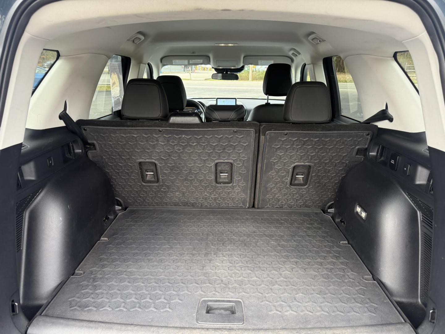 2022 Blue /Black Ford Bronco Sport Badlands (3FMCR9D96NR) with an 2.0L I4 DOHC 16V Turbo engine, Automatic transmission, located at 11115 Chardon Rd. , Chardon, OH, 44024, (440) 214-9705, 41.580246, -81.241943 - 2022 Ford Bronco Sport Badlands 4WD – Adventure-Ready with Cutting-Edge Technology Conquer the outdoors in style and confidence with this 2022 Ford Bronco Sport Badlands. Powered by a lively 2.0L EcoBoost turbocharged I4 engine and an 8-speed automatic transmission, this SUV delivers an impress - Photo#43