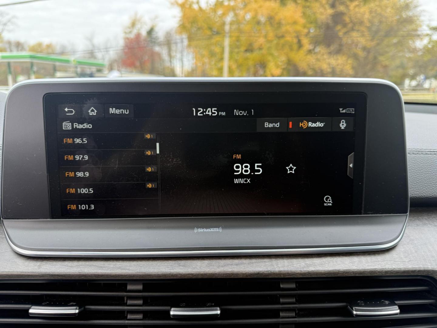 2020 Green /Black Kia Telluride EX AWD (5XYP3DHCXLG) with an 3.8L V6 DOHC 24V engine, Automatic transmission, located at 11115 Chardon Rd. , Chardon, OH, 44024, (440) 214-9705, 41.580246, -81.241943 - 2020 Kia Telluride EX AWD – Luxury, Safety, and Power in an Elegant SUV Experience the ultimate in comfort and capability with this 2020 Kia Telluride EX AWD. Powered by a responsive 3.8L GDI V6 engine paired with an 8-speed automatic transmission, this SUV offers a smooth ride and impressive t - Photo#28