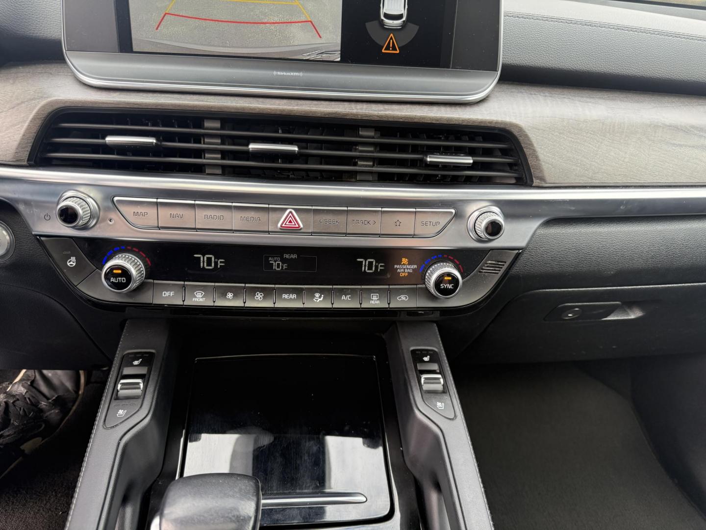 2020 Green /Black Kia Telluride EX AWD (5XYP3DHCXLG) with an 3.8L V6 DOHC 24V engine, Automatic transmission, located at 11115 Chardon Rd. , Chardon, OH, 44024, (440) 214-9705, 41.580246, -81.241943 - 2020 Kia Telluride EX AWD – Luxury, Safety, and Power in an Elegant SUV Experience the ultimate in comfort and capability with this 2020 Kia Telluride EX AWD. Powered by a responsive 3.8L GDI V6 engine paired with an 8-speed automatic transmission, this SUV offers a smooth ride and impressive t - Photo#30