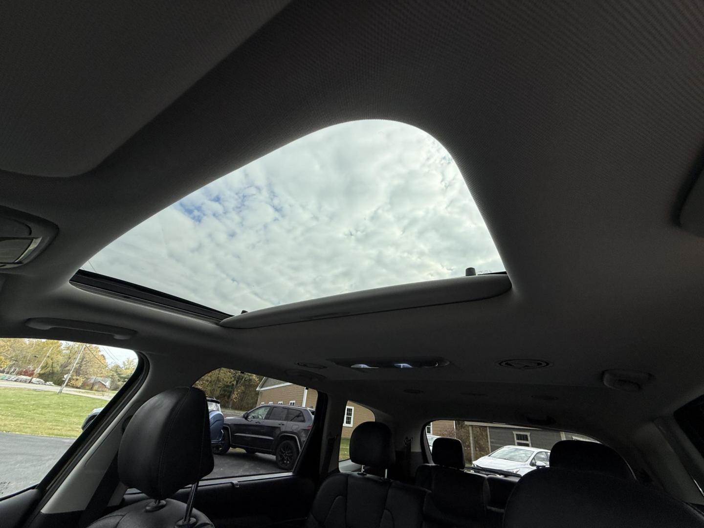 2020 Green /Black Kia Telluride EX AWD (5XYP3DHCXLG) with an 3.8L V6 DOHC 24V engine, Automatic transmission, located at 11115 Chardon Rd. , Chardon, OH, 44024, (440) 214-9705, 41.580246, -81.241943 - 2020 Kia Telluride EX AWD – Luxury, Safety, and Power in an Elegant SUV Experience the ultimate in comfort and capability with this 2020 Kia Telluride EX AWD. Powered by a responsive 3.8L GDI V6 engine paired with an 8-speed automatic transmission, this SUV offers a smooth ride and impressive t - Photo#35