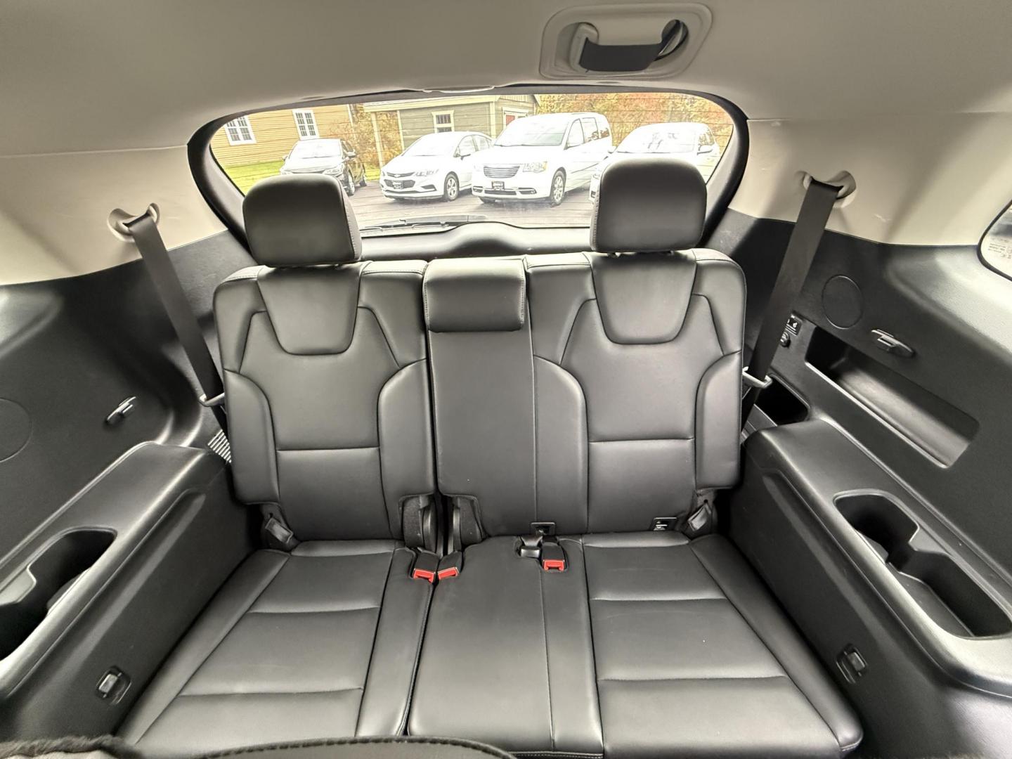 2020 Green /Black Kia Telluride EX AWD (5XYP3DHCXLG) with an 3.8L V6 DOHC 24V engine, Automatic transmission, located at 11115 Chardon Rd. , Chardon, OH, 44024, (440) 214-9705, 41.580246, -81.241943 - 2020 Kia Telluride EX AWD – Luxury, Safety, and Power in an Elegant SUV Experience the ultimate in comfort and capability with this 2020 Kia Telluride EX AWD. Powered by a responsive 3.8L GDI V6 engine paired with an 8-speed automatic transmission, this SUV offers a smooth ride and impressive t - Photo#42