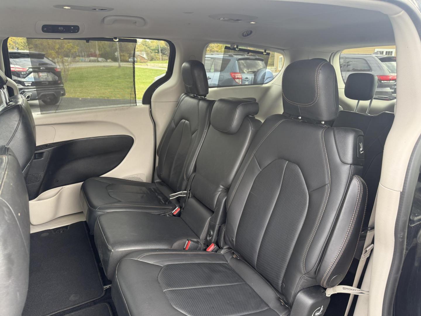 2018 Black /Black Chrysler Pacifica Touring-L (2C4RC1BG8JR) with an 3.6L V6 DOHC 24V engine, Automatic transmission, located at 11115 Chardon Rd. , Chardon, OH, 44024, (440) 214-9705, 41.580246, -81.241943 - Photo#35