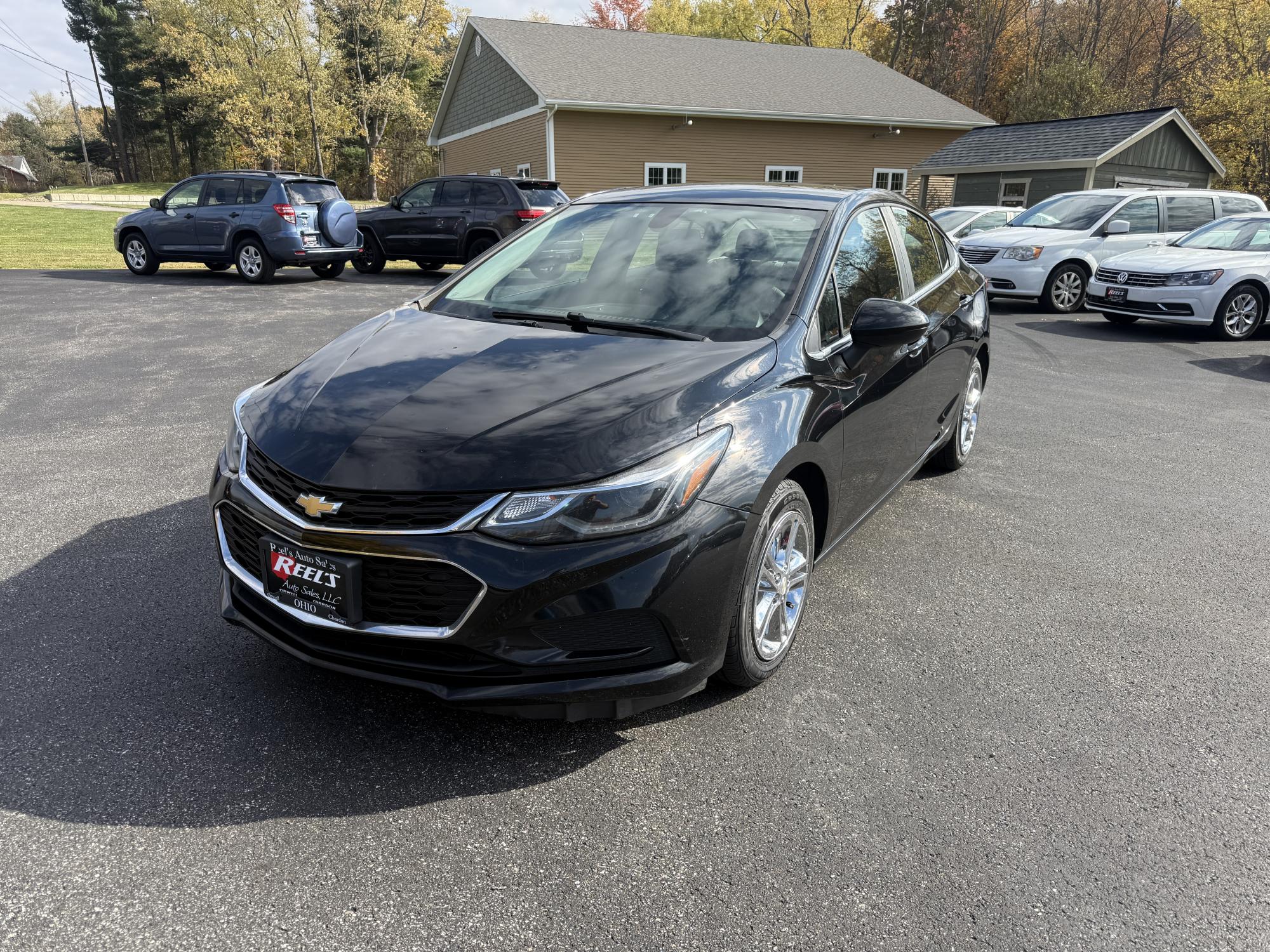 photo of 2017 Chevrolet Cruze LT Auto