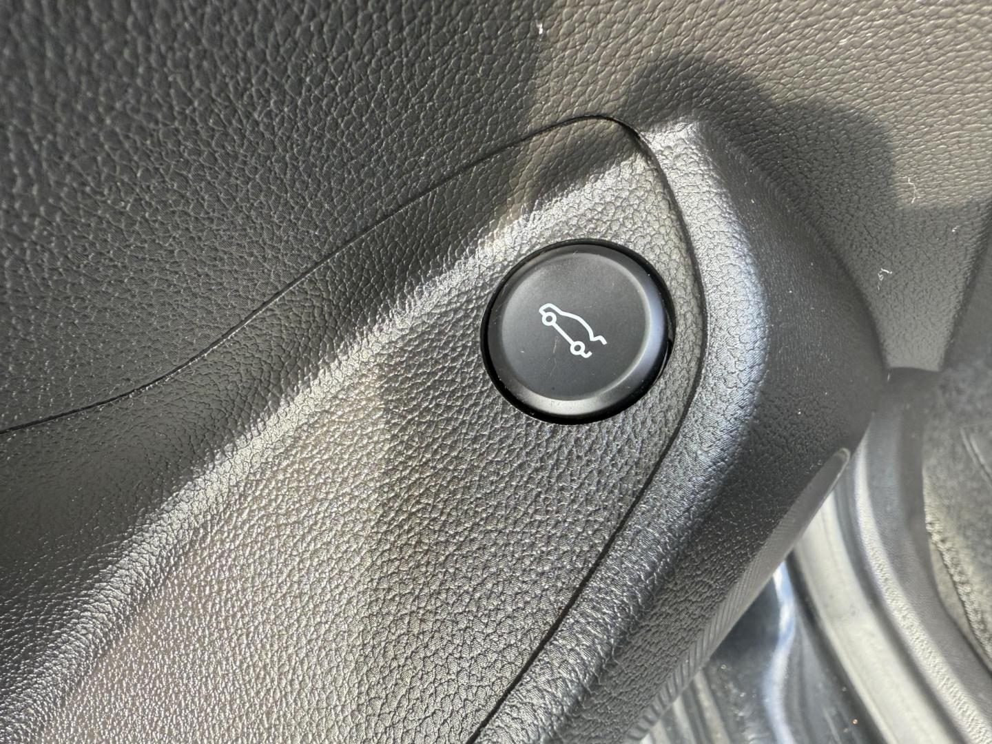 2017 Black /Black Chevrolet Cruze LT Auto (1G1BE5SM6H7) with an 1.4L I4 DOHC 16V TURBO engine, Automatic transmission, located at 11115 Chardon Rd. , Chardon, OH, 44024, (440) 214-9705, 41.580246, -81.241943 - 2017 Chevrolet Cruze LT Auto – Efficient, Stylish, and Tech-Ready Drive with confidence in this 2017 Chevrolet Cruze LT Auto, featuring a turbocharged 1.4L EcoTec engine paired with a smooth 6-speed automatic transmission. Enjoy impressive fuel efficiency with up to 34 MPG combined and 40 MPG h - Photo#19