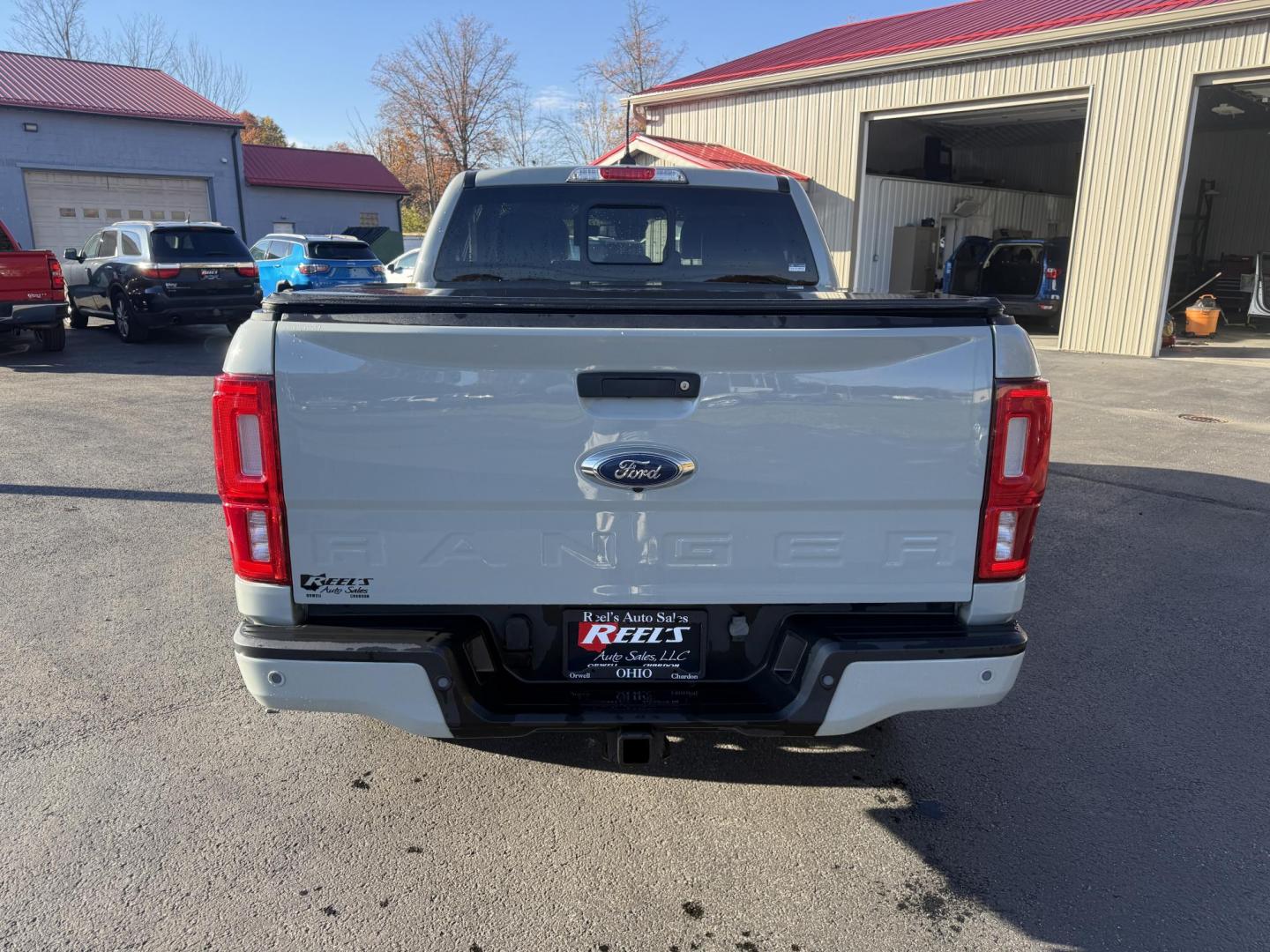 2021 Gray /Black Ford Ranger Lariat SuperCrew 4WD (1FTER4FHXML) with an 2.3L I4 DOHC 16V Turbo engine, Automatic transmission, located at 547 E. Main St., Orwell, OH, 44076, (440) 437-5893, 41.535435, -80.847855 - One Owner – 2021 Ford Ranger Lariat Crew Cab – Off-Road Capability Meets Modern Luxury Tackle every journey in comfort and style with this 2021 Ford Ranger Lariat Crew Cab. Powered by a turbocharged 2.3L EcoBoost engine and a 10-speed automatic transmission, this truck delivers efficient powe - Photo#9