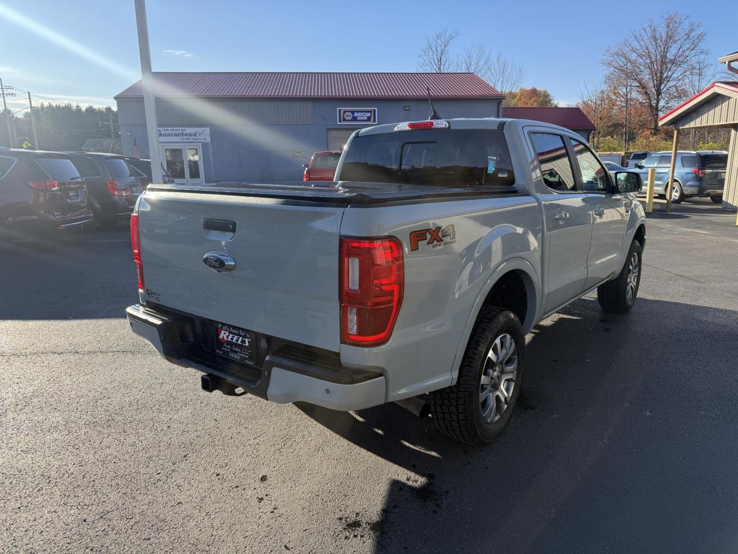 2021 Gray /Black Ford Ranger Lariat SuperCrew 4WD (1FTER4FHXML) with an 2.3L I4 DOHC 16V Turbo engine, Automatic transmission, located at 547 E. Main St., Orwell, OH, 44076, (440) 437-5893, 41.535435, -80.847855 - One Owner – 2021 Ford Ranger Lariat Crew Cab – Off-Road Capability Meets Modern Luxury Tackle every journey in comfort and style with this 2021 Ford Ranger Lariat Crew Cab. Powered by a turbocharged 2.3L EcoBoost engine and a 10-speed automatic transmission, this truck delivers efficient powe - Photo#8