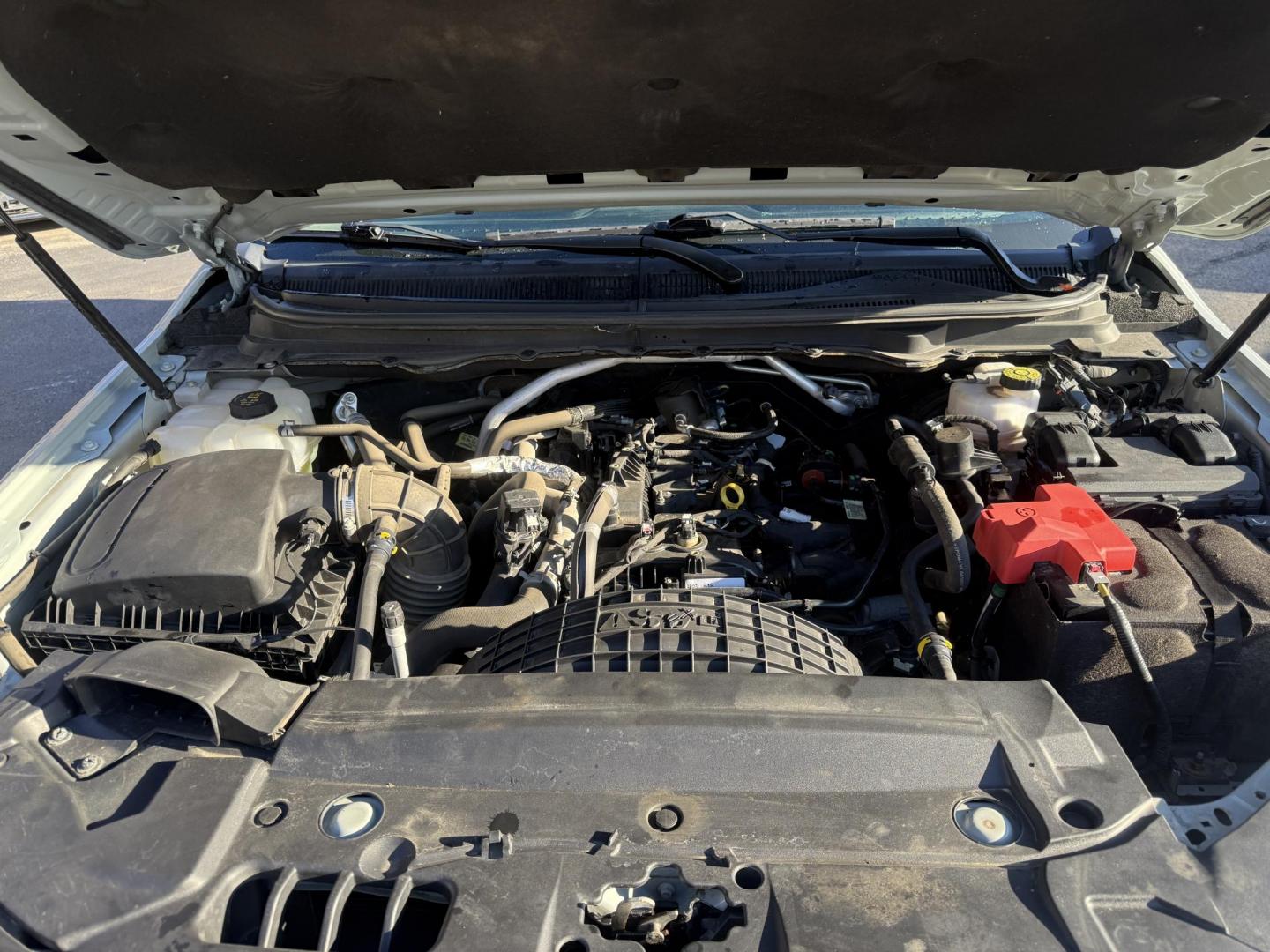 2021 Gray /Black Ford Ranger Lariat SuperCrew 4WD (1FTER4FHXML) with an 2.3L I4 DOHC 16V Turbo engine, Automatic transmission, located at 547 E. Main St., Orwell, OH, 44076, (440) 437-5893, 41.535435, -80.847855 - One Owner – 2021 Ford Ranger Lariat Crew Cab – Off-Road Capability Meets Modern Luxury Tackle every journey in comfort and style with this 2021 Ford Ranger Lariat Crew Cab. Powered by a turbocharged 2.3L EcoBoost engine and a 10-speed automatic transmission, this truck delivers efficient powe - Photo#16