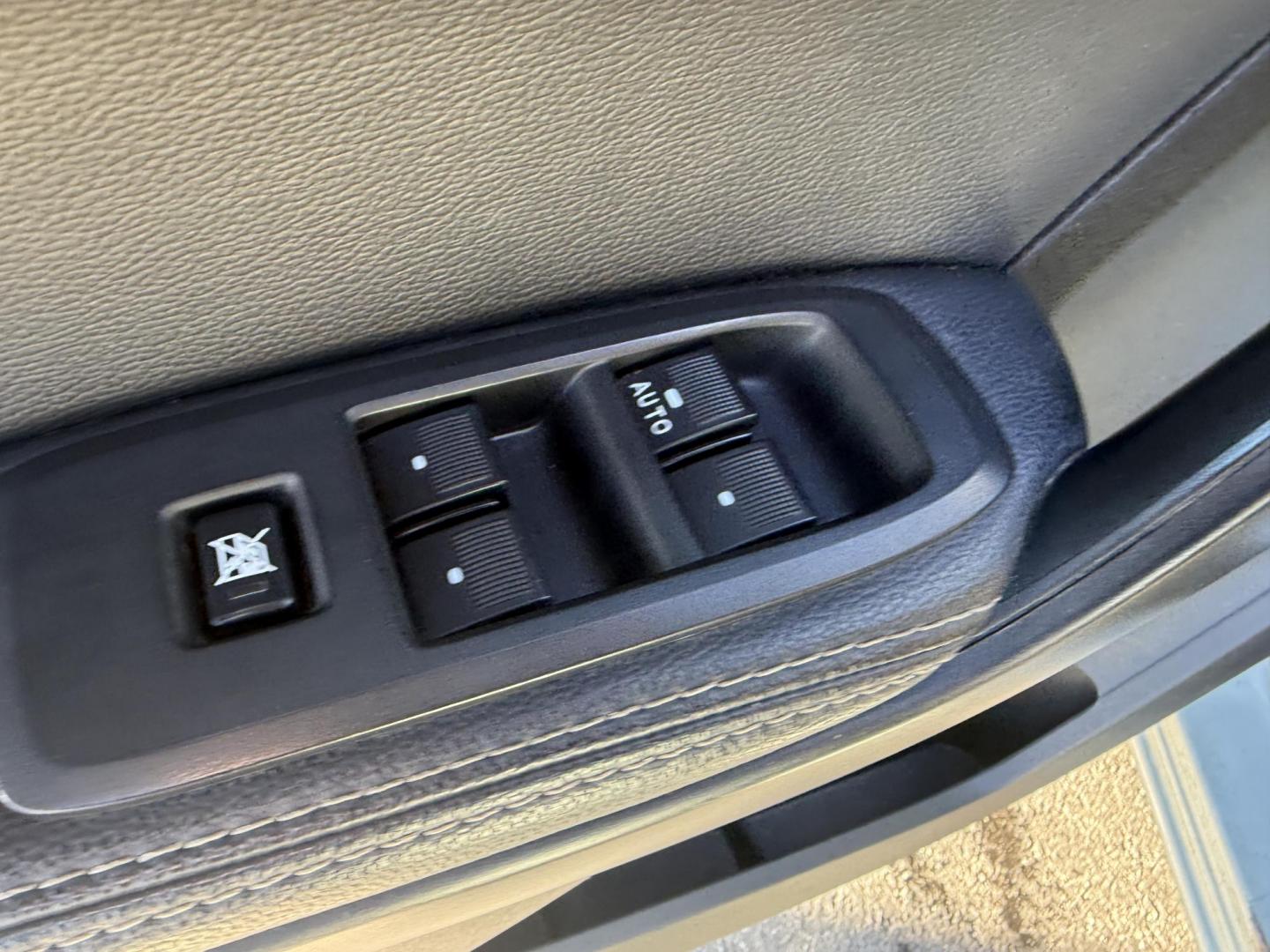 2021 Gray /Black Ford Ranger Lariat SuperCrew 4WD (1FTER4FHXML) with an 2.3L I4 DOHC 16V Turbo engine, Automatic transmission, located at 547 E. Main St., Orwell, OH, 44076, (440) 437-5893, 41.535435, -80.847855 - One Owner – 2021 Ford Ranger Lariat Crew Cab – Off-Road Capability Meets Modern Luxury Tackle every journey in comfort and style with this 2021 Ford Ranger Lariat Crew Cab. Powered by a turbocharged 2.3L EcoBoost engine and a 10-speed automatic transmission, this truck delivers efficient powe - Photo#19