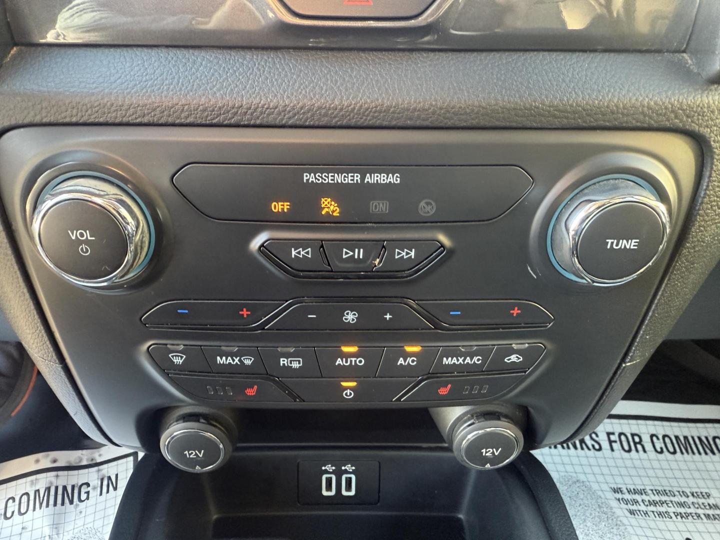 2021 Gray /Black Ford Ranger Lariat SuperCrew 4WD (1FTER4FHXML) with an 2.3L I4 DOHC 16V Turbo engine, Automatic transmission, located at 547 E. Main St., Orwell, OH, 44076, (440) 437-5893, 41.535435, -80.847855 - One Owner – 2021 Ford Ranger Lariat Crew Cab – Off-Road Capability Meets Modern Luxury Tackle every journey in comfort and style with this 2021 Ford Ranger Lariat Crew Cab. Powered by a turbocharged 2.3L EcoBoost engine and a 10-speed automatic transmission, this truck delivers efficient powe - Photo#32