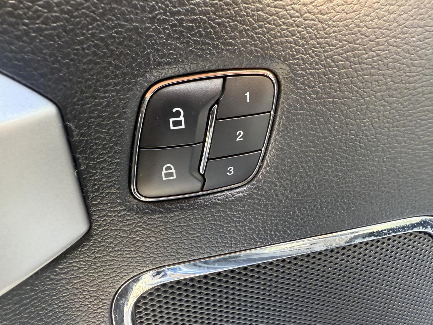 2015 Blue /Black Ford F-150 Lariat SuperCrew 5.5-ft. Bed 4WD (1FTEW1EG2FF) with an 3.5L V6 TWIN TURBO engine, 6-Speed Automatic transmission, located at 547 E. Main St., Orwell, OH, 44076, (440) 437-5893, 41.535435, -80.847855 - 2015 Ford F-150 Lariat Crew Cab – Power, Luxury, and Advanced Capability Experience top-tier performance and premium comfort with this 2015 Ford F-150 Lariat Crew Cab. Under the hood, the powerful 3.5L Twin Turbo EcoBoost engine delivers an impressive 365 horsepower and 420 lb-ft of torque, pai - Photo#20