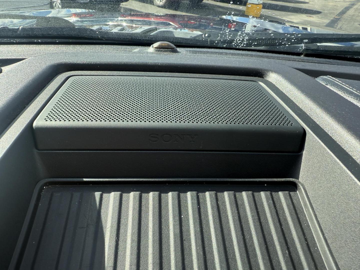 2015 Blue /Black Ford F-150 Lariat SuperCrew 5.5-ft. Bed 4WD (1FTEW1EG2FF) with an 3.5L V6 TWIN TURBO engine, 6-Speed Automatic transmission, located at 547 E. Main St., Orwell, OH, 44076, (440) 437-5893, 41.535435, -80.847855 - 2015 Ford F-150 Lariat Crew Cab – Power, Luxury, and Advanced Capability Experience top-tier performance and premium comfort with this 2015 Ford F-150 Lariat Crew Cab. Under the hood, the powerful 3.5L Twin Turbo EcoBoost engine delivers an impressive 365 horsepower and 420 lb-ft of torque, pai - Photo#31