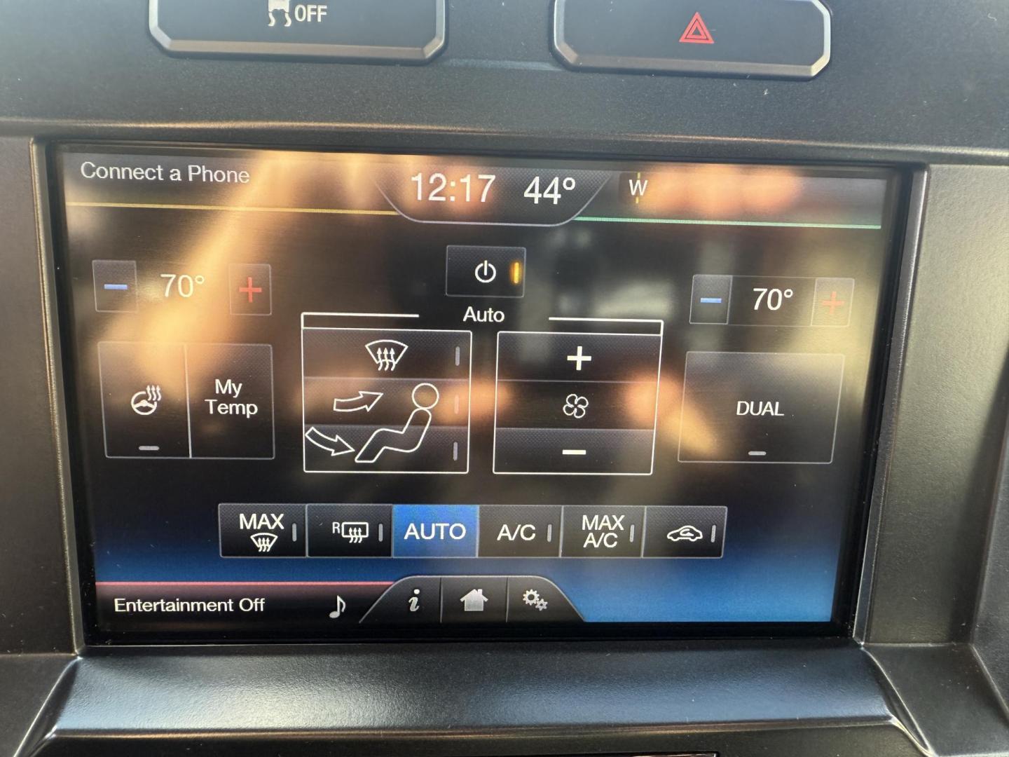 2015 Blue /Black Ford F-150 Lariat SuperCrew 5.5-ft. Bed 4WD (1FTEW1EG2FF) with an 3.5L V6 TWIN TURBO engine, 6-Speed Automatic transmission, located at 547 E. Main St., Orwell, OH, 44076, (440) 437-5893, 41.535435, -80.847855 - 2015 Ford F-150 Lariat Crew Cab – Power, Luxury, and Advanced Capability Experience top-tier performance and premium comfort with this 2015 Ford F-150 Lariat Crew Cab. Under the hood, the powerful 3.5L Twin Turbo EcoBoost engine delivers an impressive 365 horsepower and 420 lb-ft of torque, pai - Photo#34