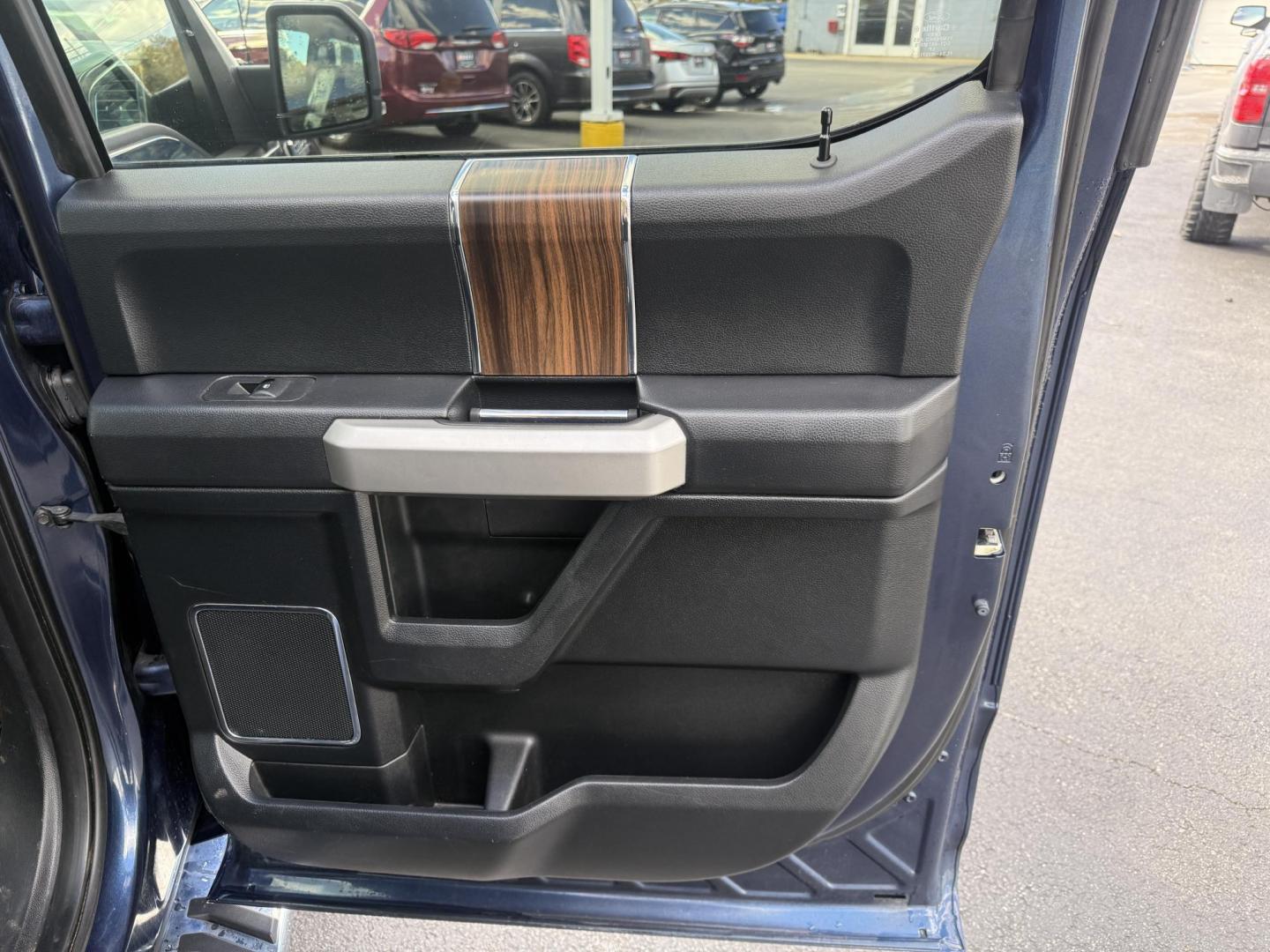 2015 Blue /Black Ford F-150 Lariat SuperCrew 5.5-ft. Bed 4WD (1FTEW1EG2FF) with an 3.5L V6 TWIN TURBO engine, 6-Speed Automatic transmission, located at 547 E. Main St., Orwell, OH, 44076, (440) 437-5893, 41.535435, -80.847855 - 2015 Ford F-150 Lariat Crew Cab – Power, Luxury, and Advanced Capability Experience top-tier performance and premium comfort with this 2015 Ford F-150 Lariat Crew Cab. Under the hood, the powerful 3.5L Twin Turbo EcoBoost engine delivers an impressive 365 horsepower and 420 lb-ft of torque, pai - Photo#50